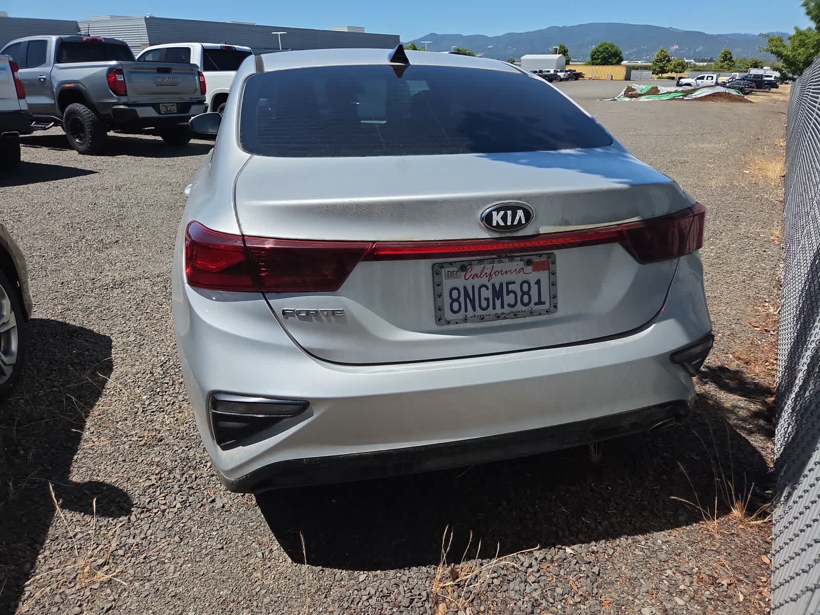 Thumbnail: 2020 Kia Forte - 4
