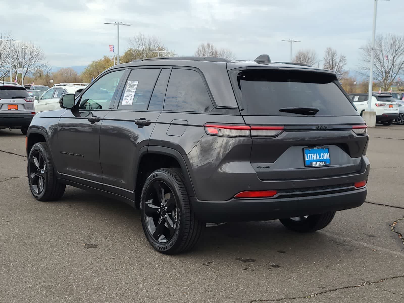 Thumbnail: 2025 Jeep Grand Cherokee - 12