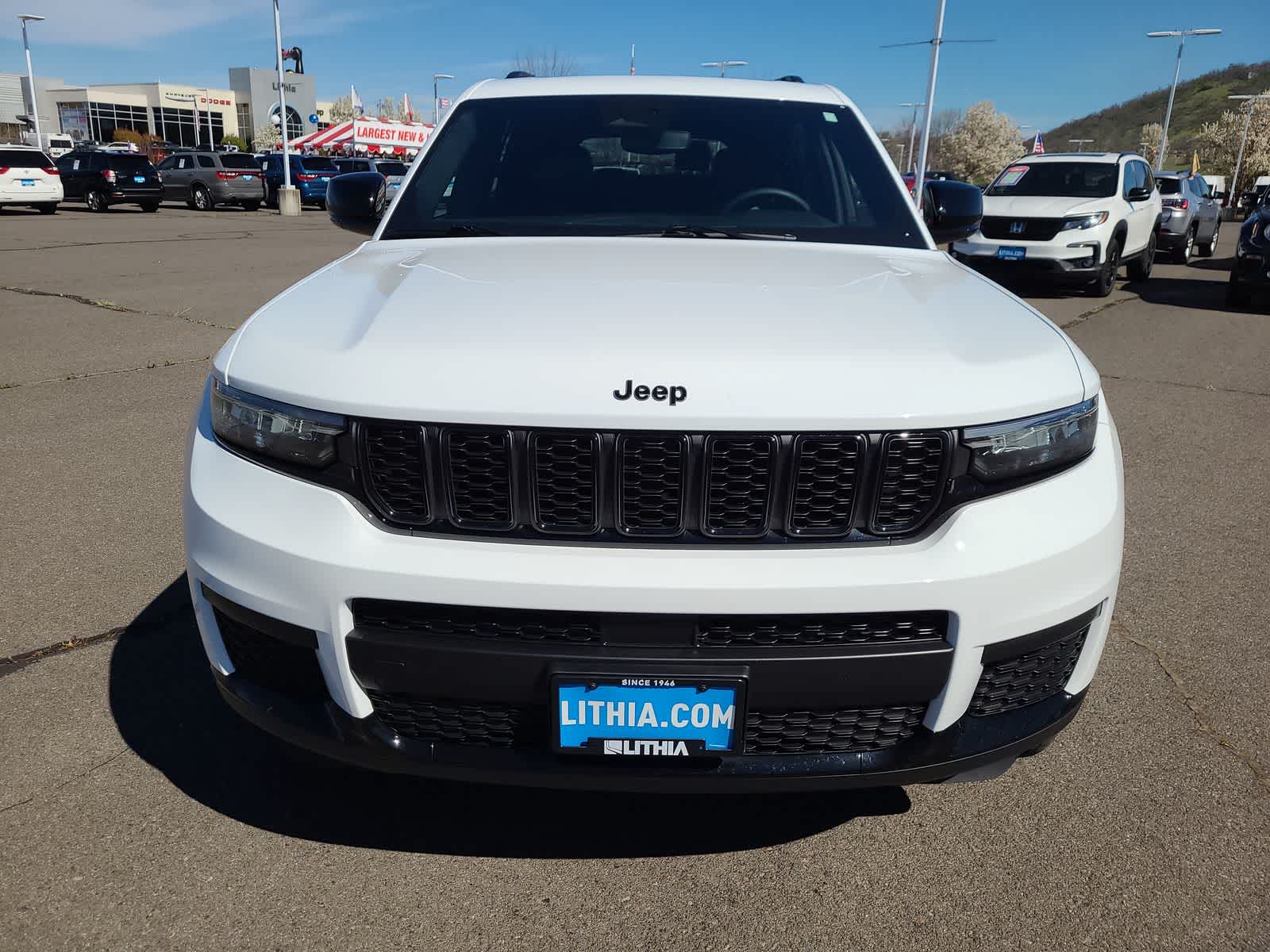 Thumbnail: 2024 Jeep Grand Cherokee L - 14