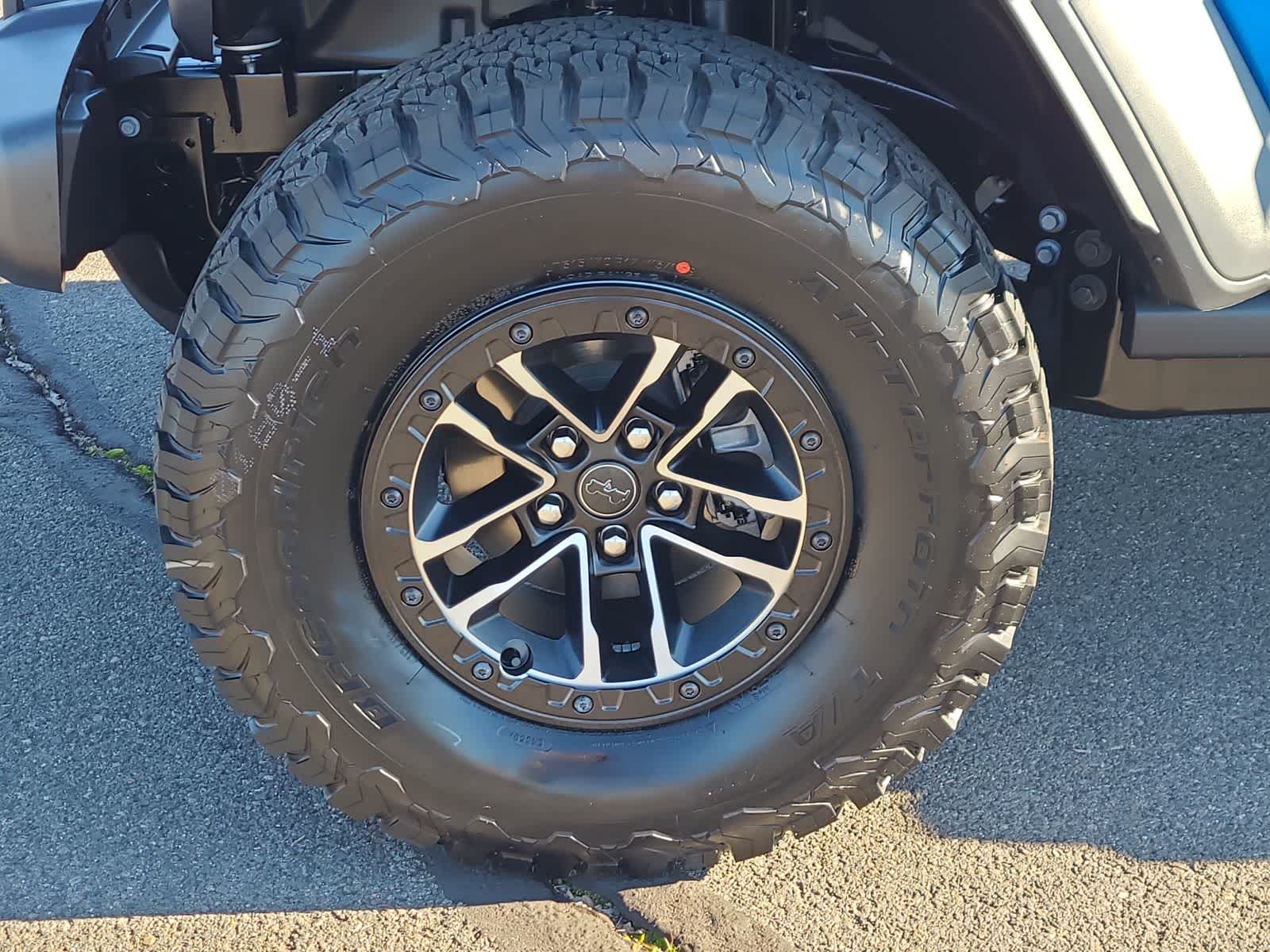 Thumbnail: 2026 Jeep Wrangler - 16