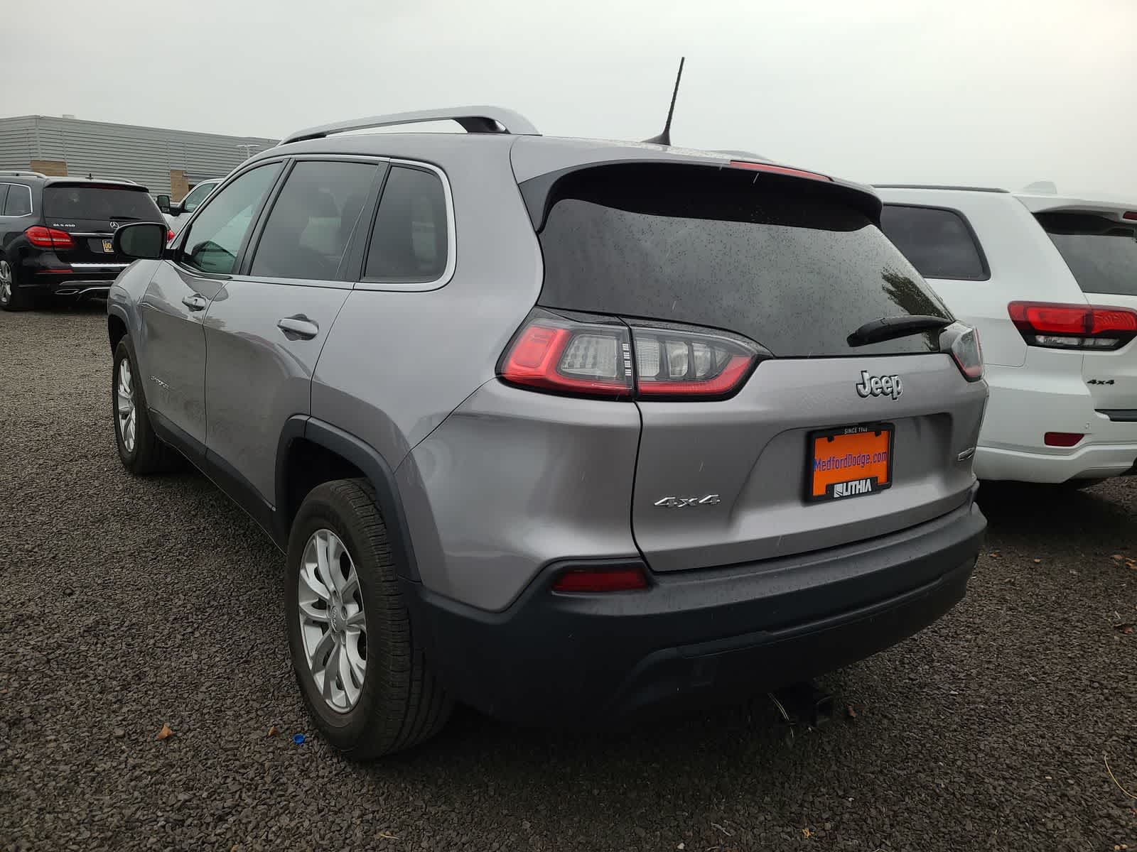Thumbnail: 2019 Jeep Cherokee - 11
