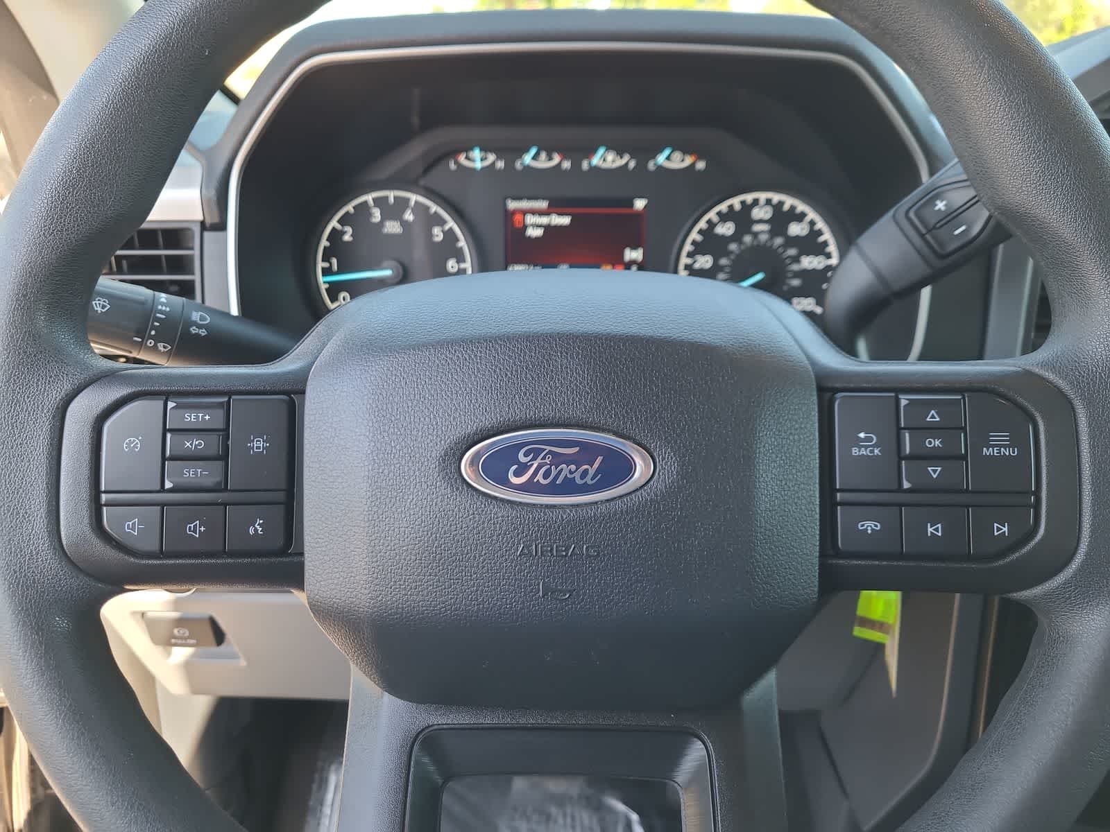Thumbnail: 2023 Ford F-150 - 23