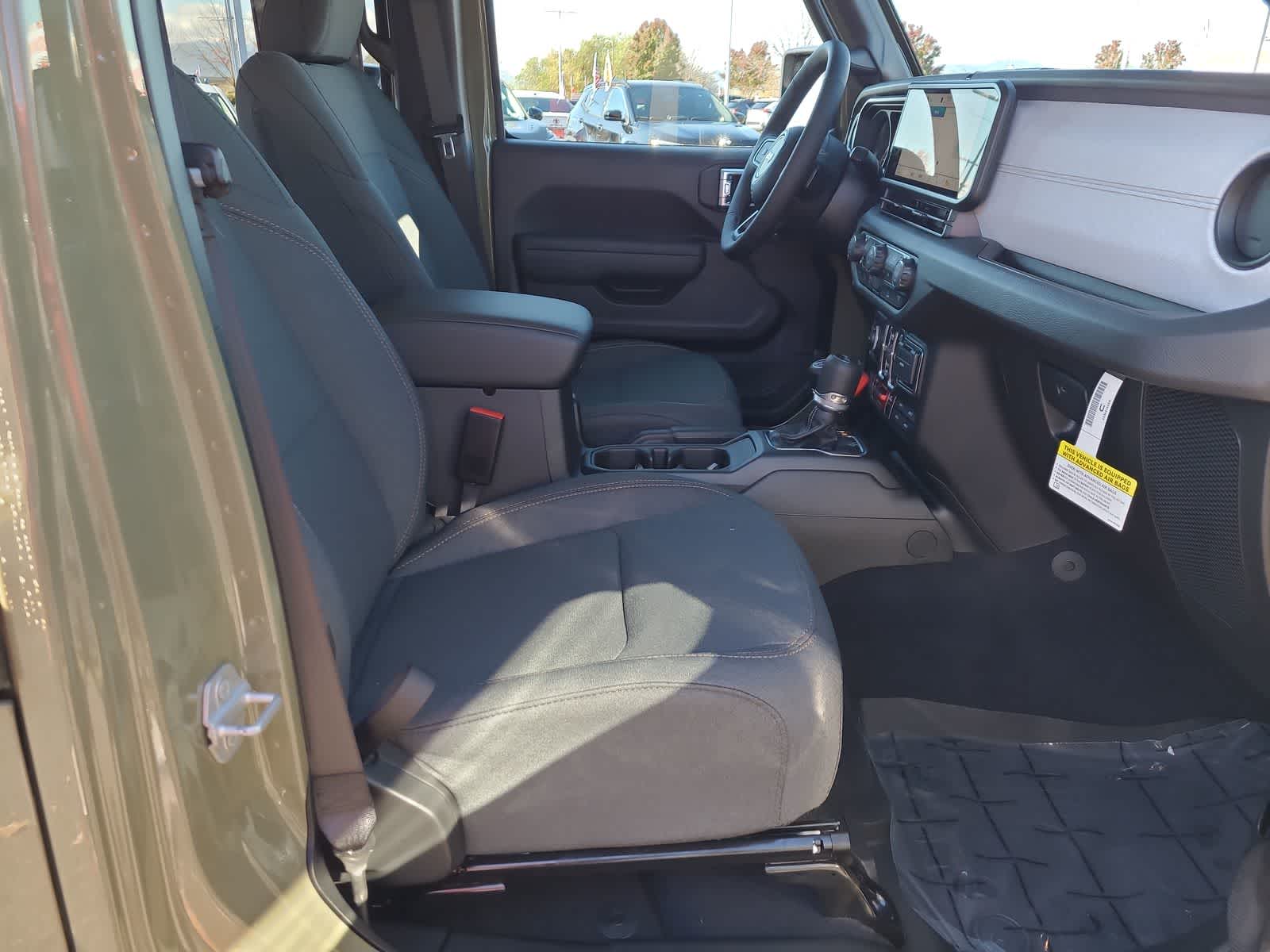 Thumbnail: 2026 Jeep Wrangler - 22