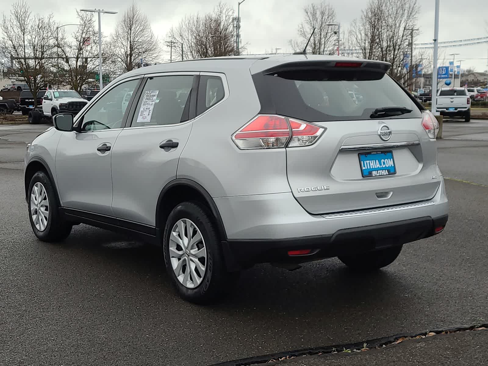 Thumbnail: 2016 Nissan Rogue - 12