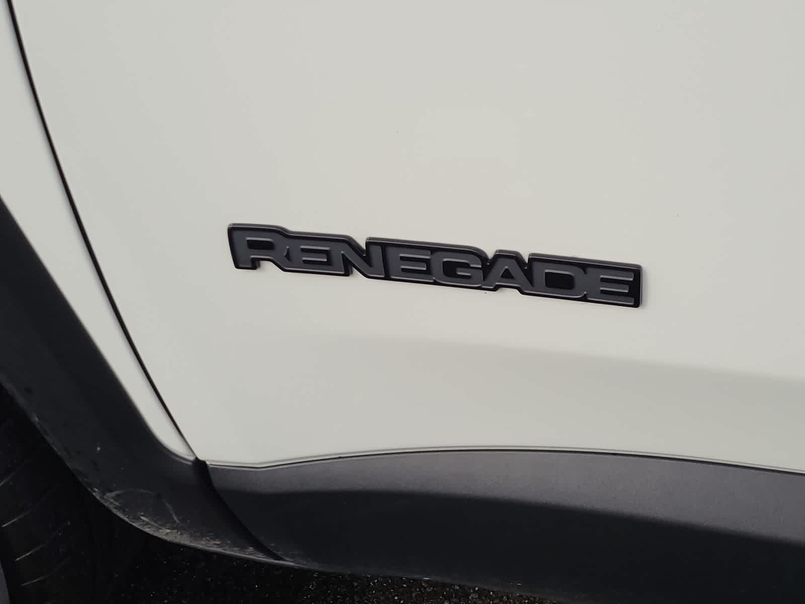 Thumbnail: 2023 Jeep Renegade - 15