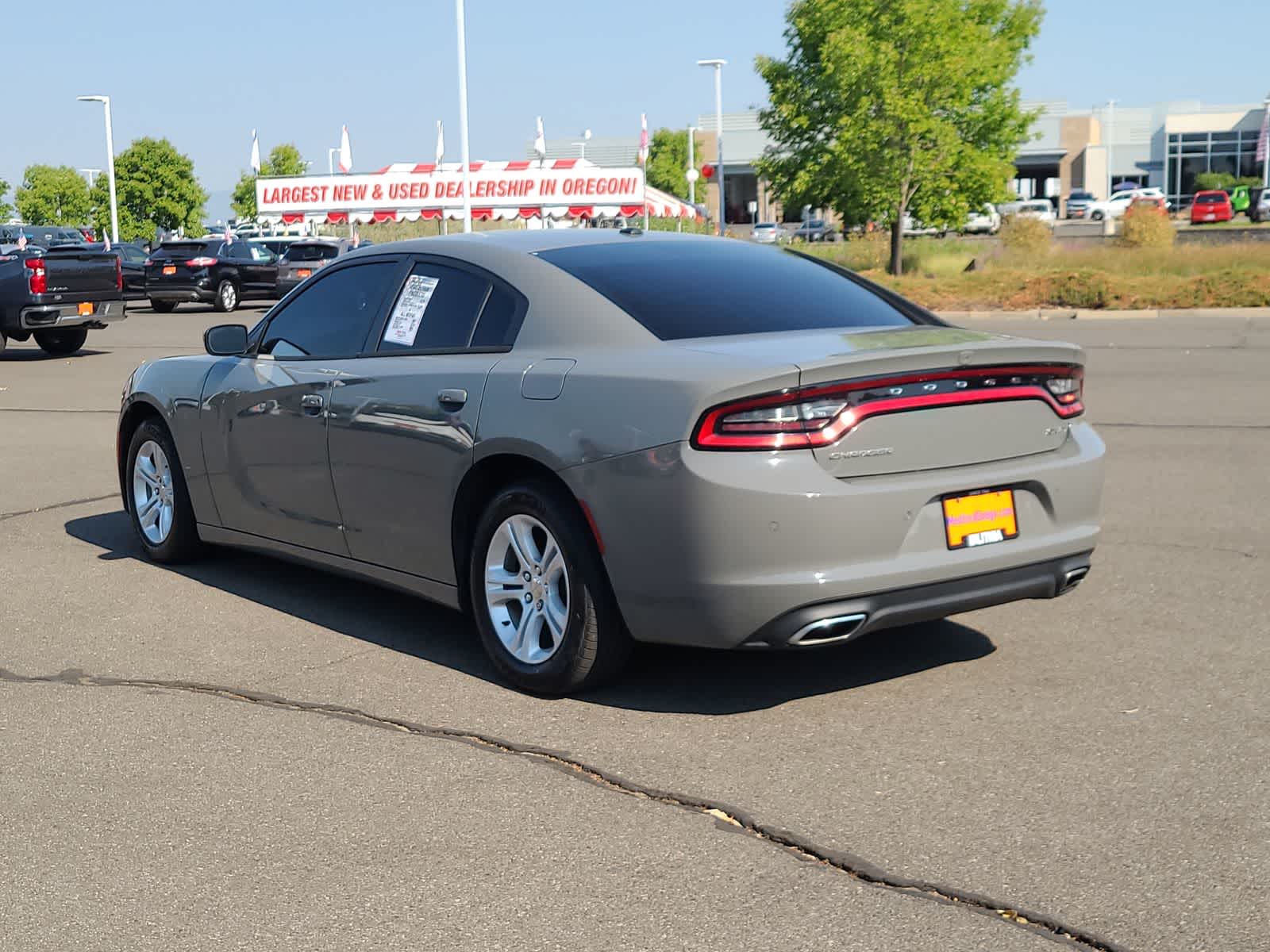 Thumbnail: 2018 Dodge Charger - 12
