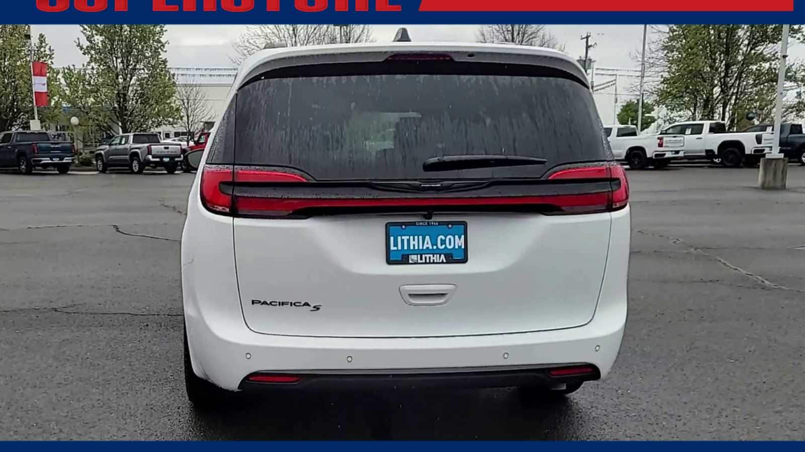 Thumbnail: 2026 Chrysler Pacifica - 7
