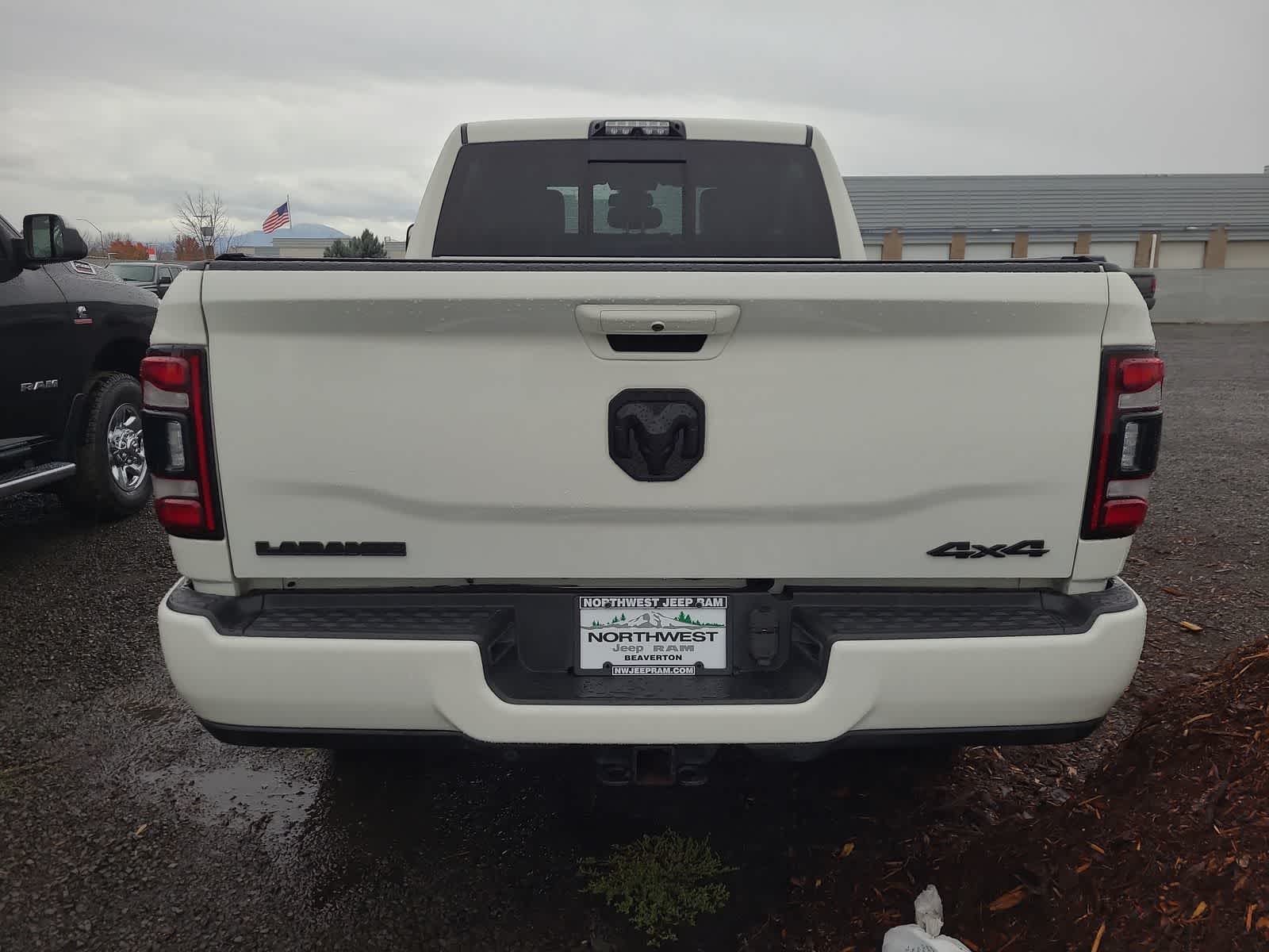 2021 Ram 3500 Laramie photo 4