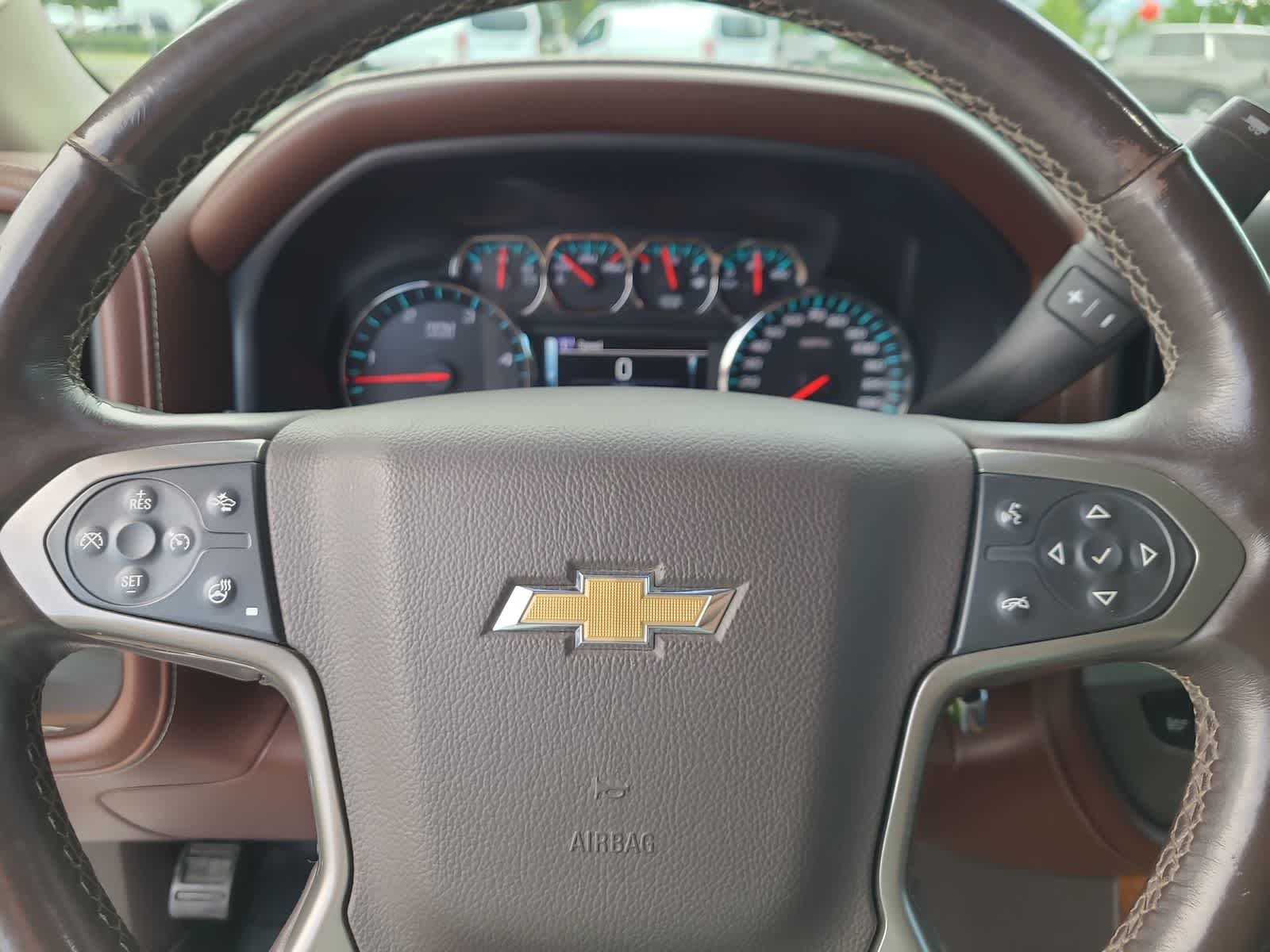 Thumbnail: 2015 Chevrolet Silverado 3500 - 23