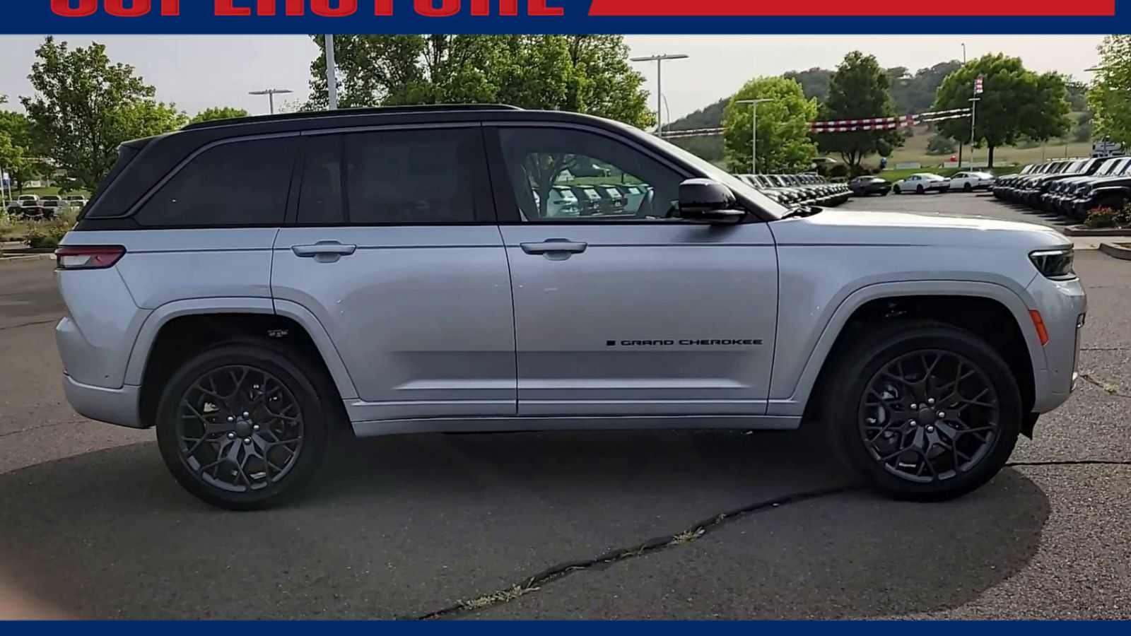 Thumbnail: 2026 Jeep Grand Cherokee - 9