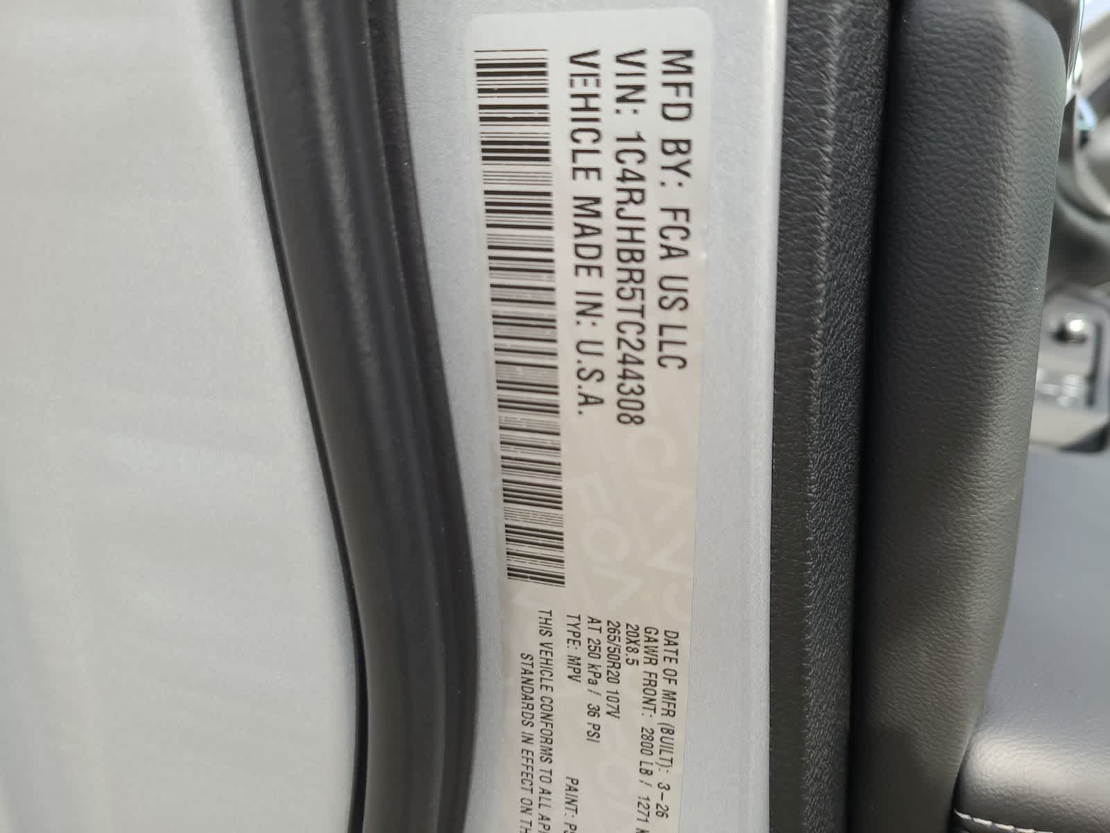 Thumbnail: 2026 Jeep Grand Cherokee - 29