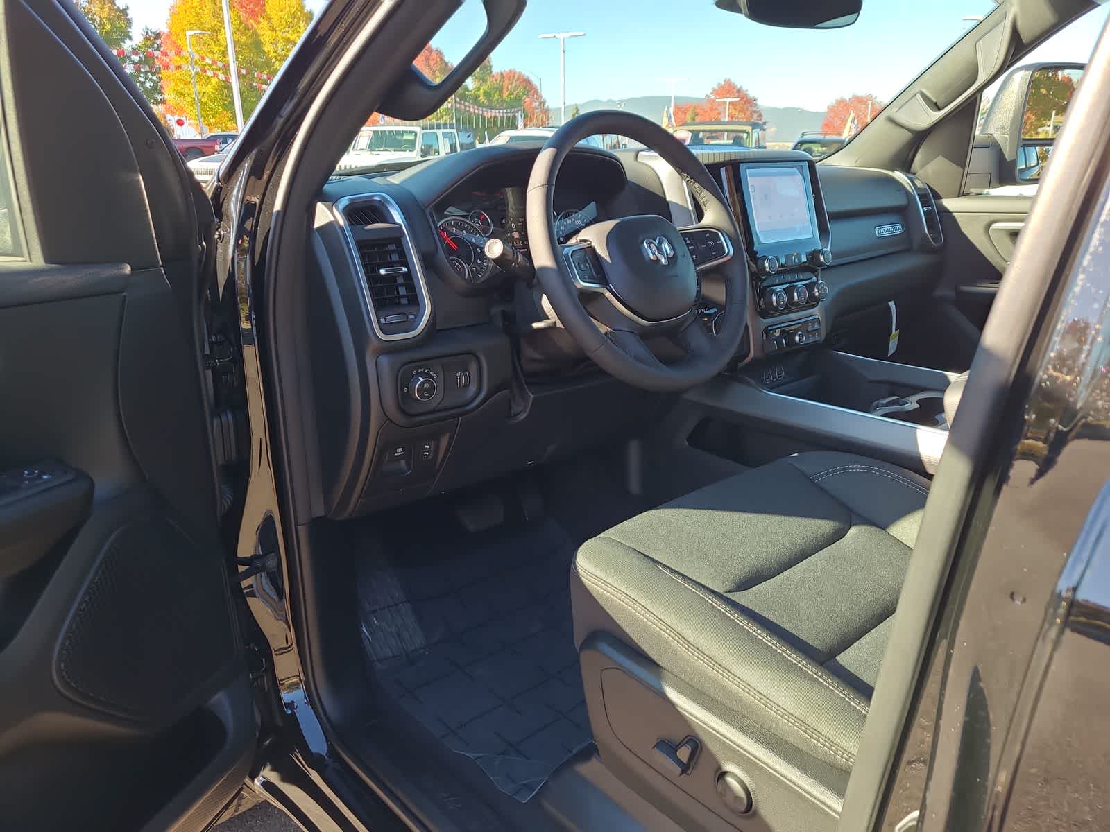 Thumbnail: 2026 RAM 1500 - 10