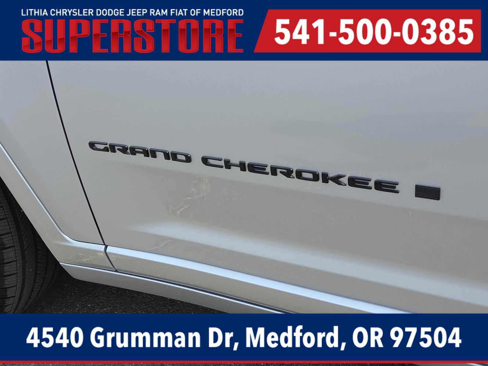 Thumbnail: 2026 Jeep Grand Cherokee - 15