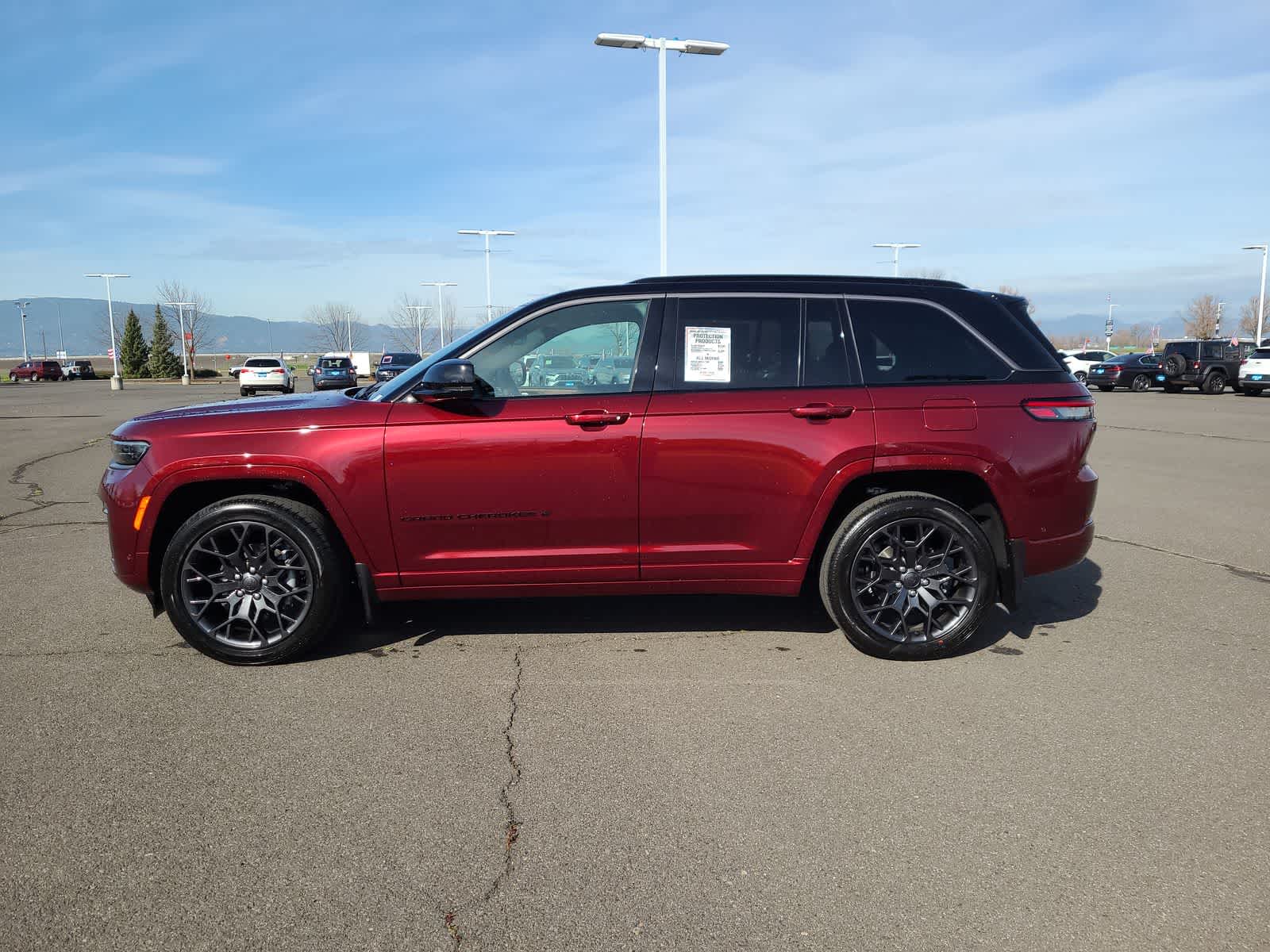 Thumbnail: 2026 Jeep Grand Cherokee - 11