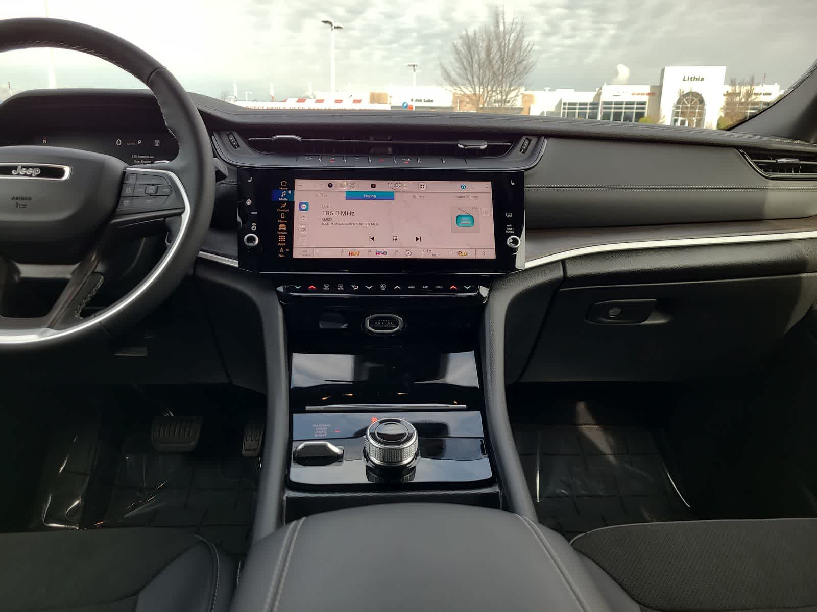 Thumbnail: 2026 Jeep Grand Cherokee - 18