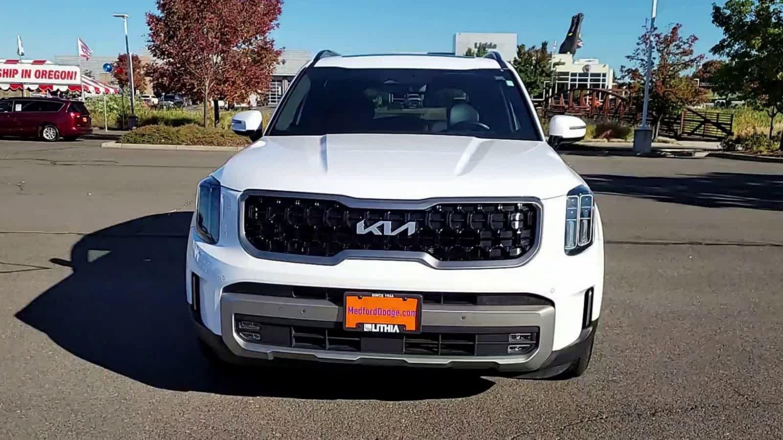 Thumbnail: 2023 Kia Telluride - 3
