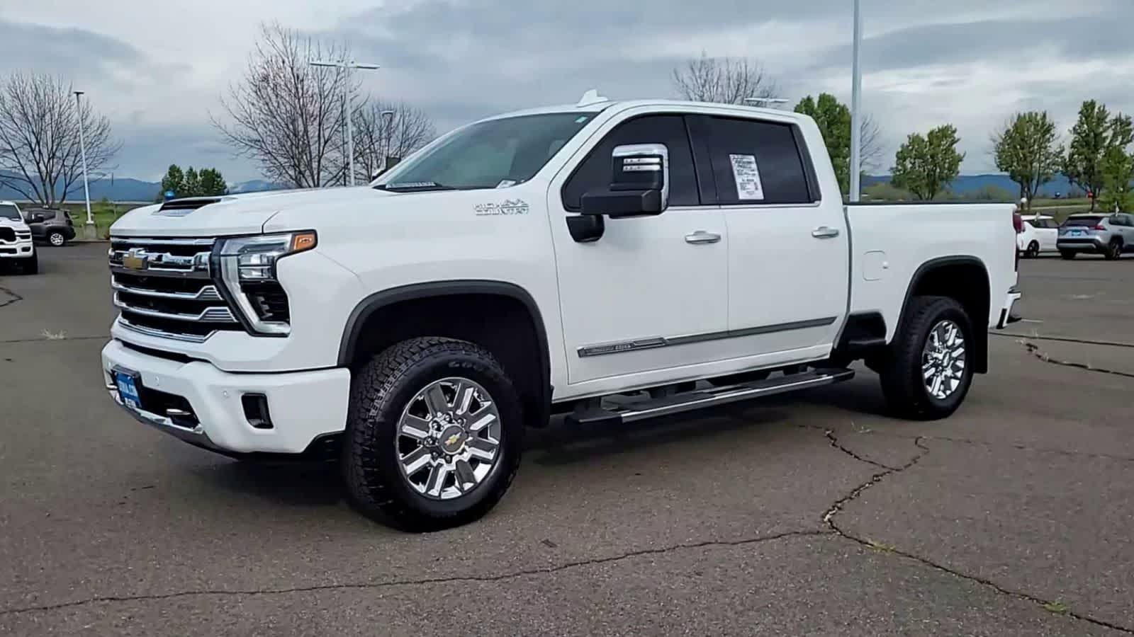 Thumbnail: 2024 Chevrolet Silverado 2500 - 4