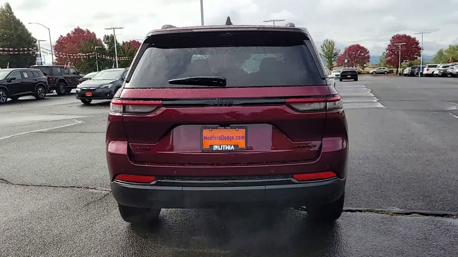 Thumbnail: 2025 Jeep Grand Cherokee - 7