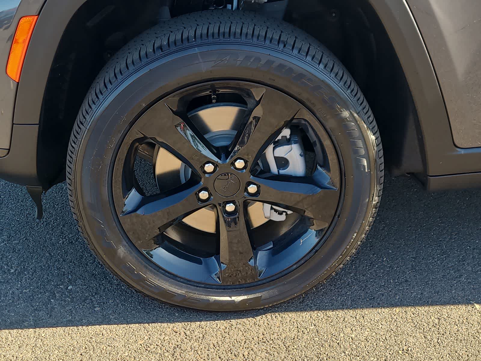 Thumbnail: 2025 Jeep Grand Cherokee - 16