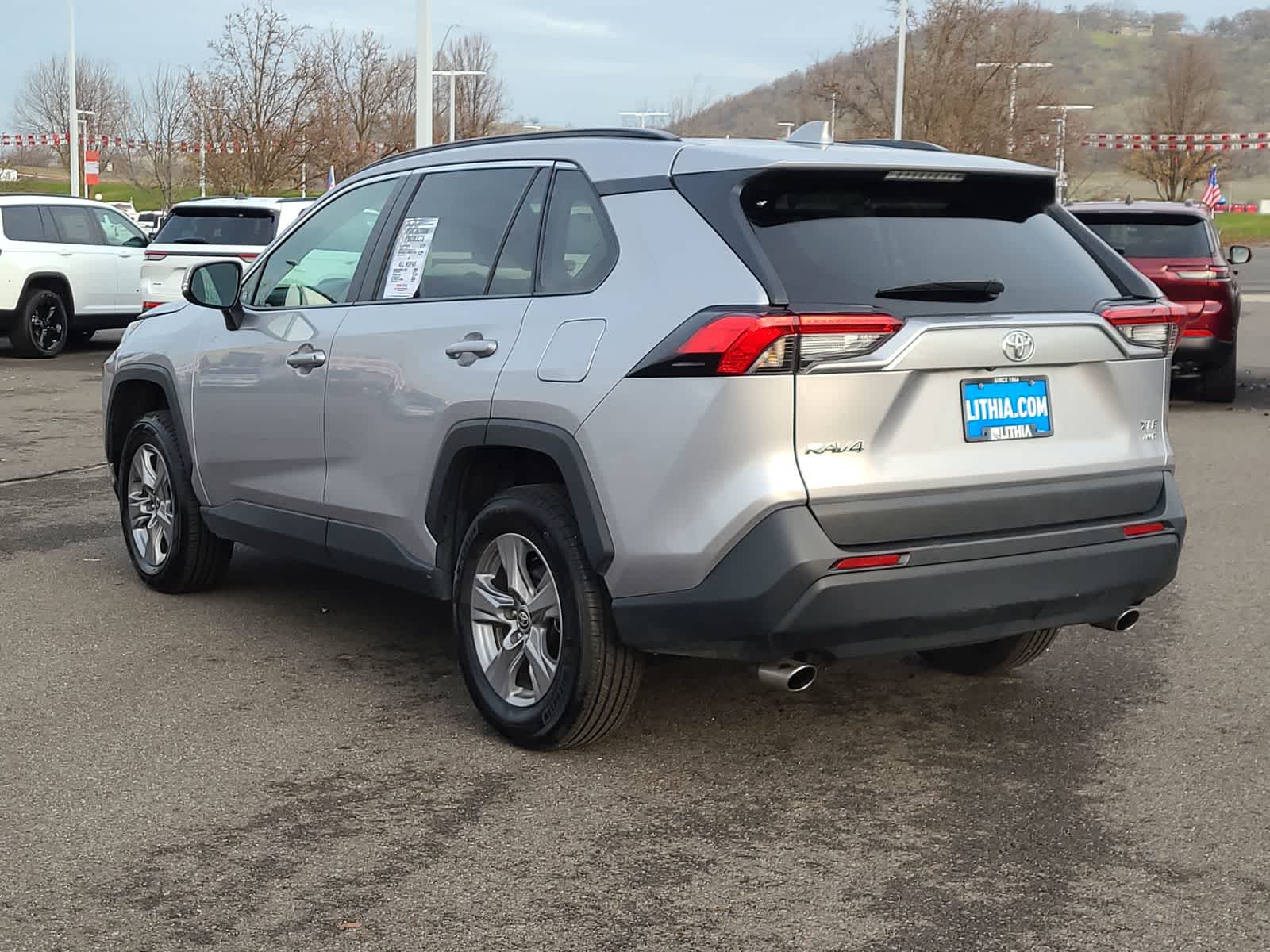 Thumbnail: 2024 Toyota RAV4 - 12