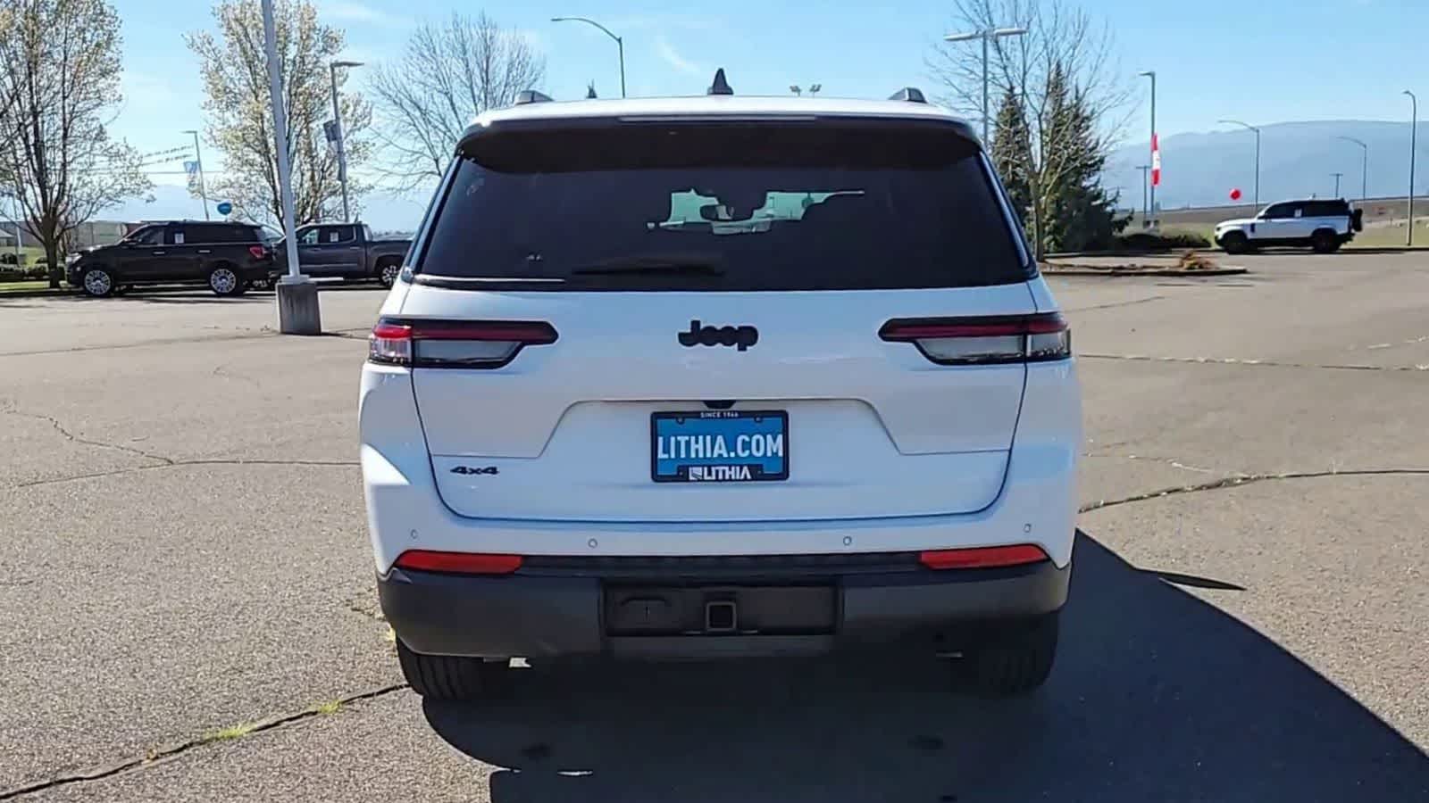 Thumbnail: 2024 Jeep Grand Cherokee L - 7