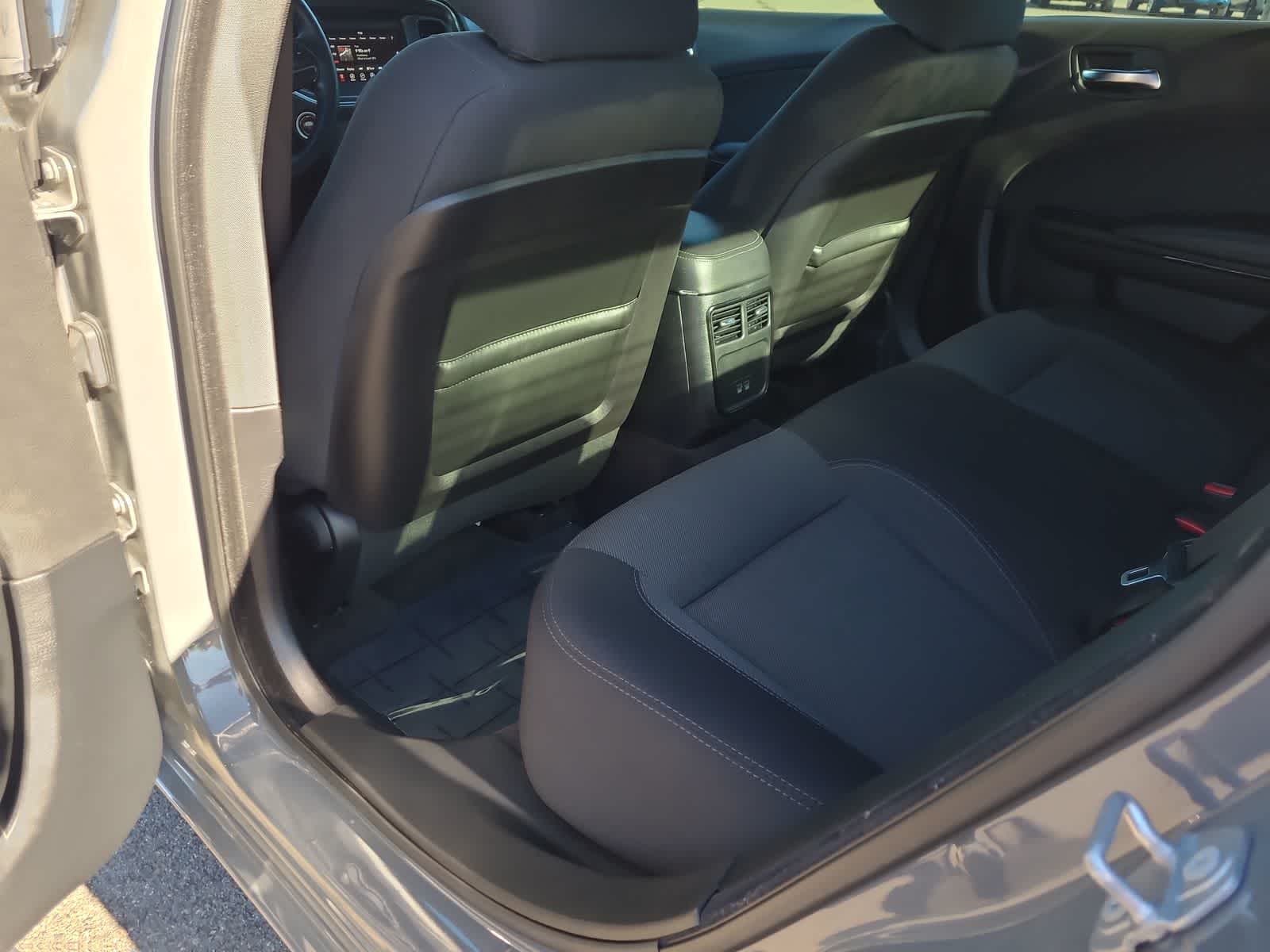 Thumbnail: 2018 Dodge Charger - 20