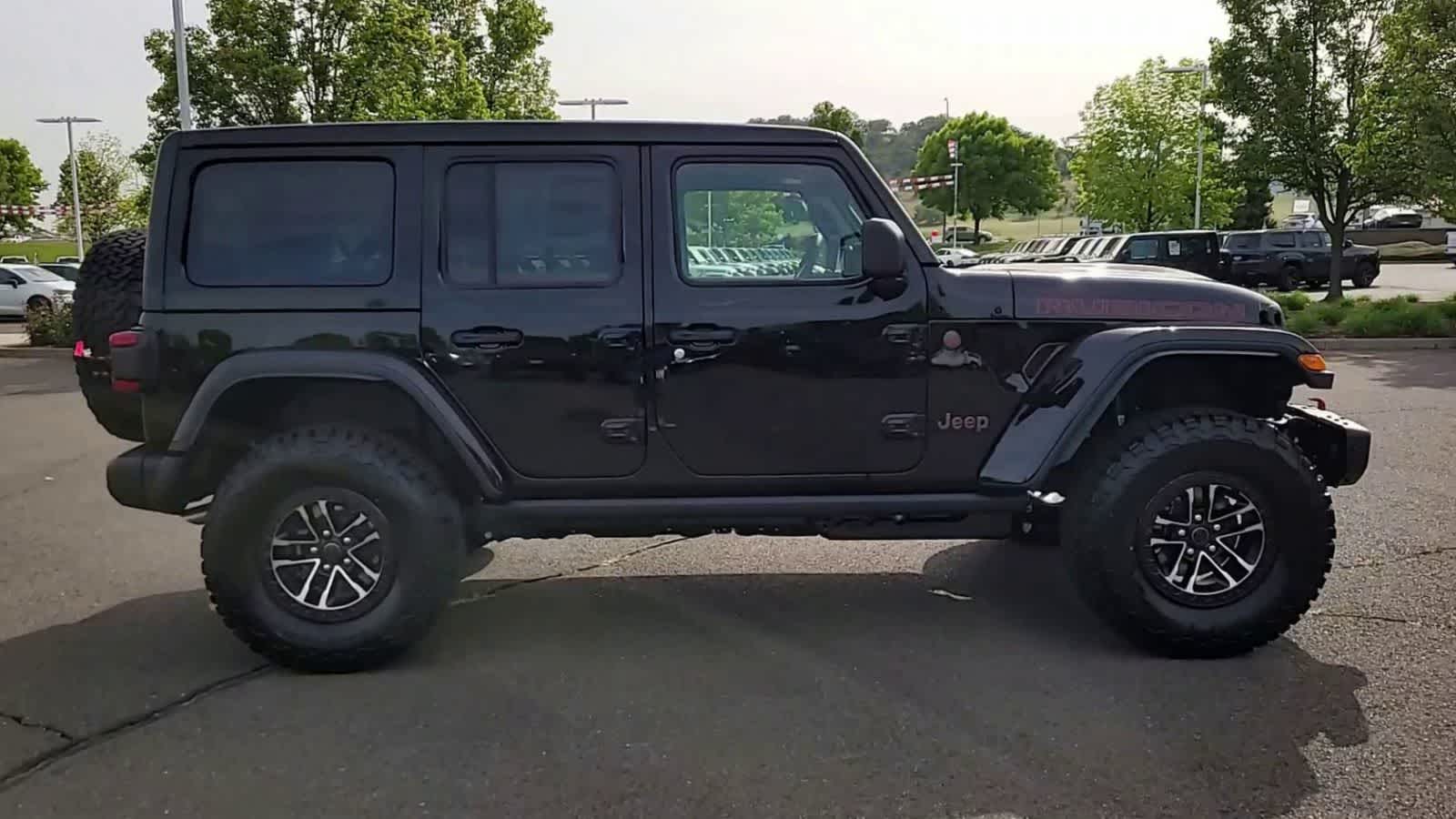 Thumbnail: 2026 Jeep Wrangler - 9