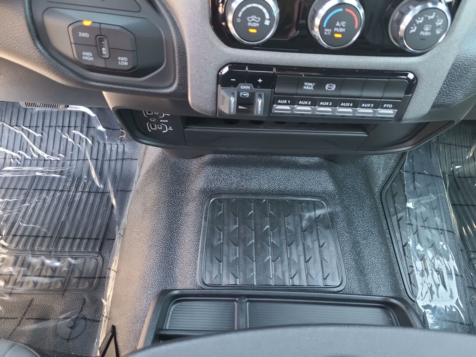 Thumbnail: 2025 RAM 5500 - 25