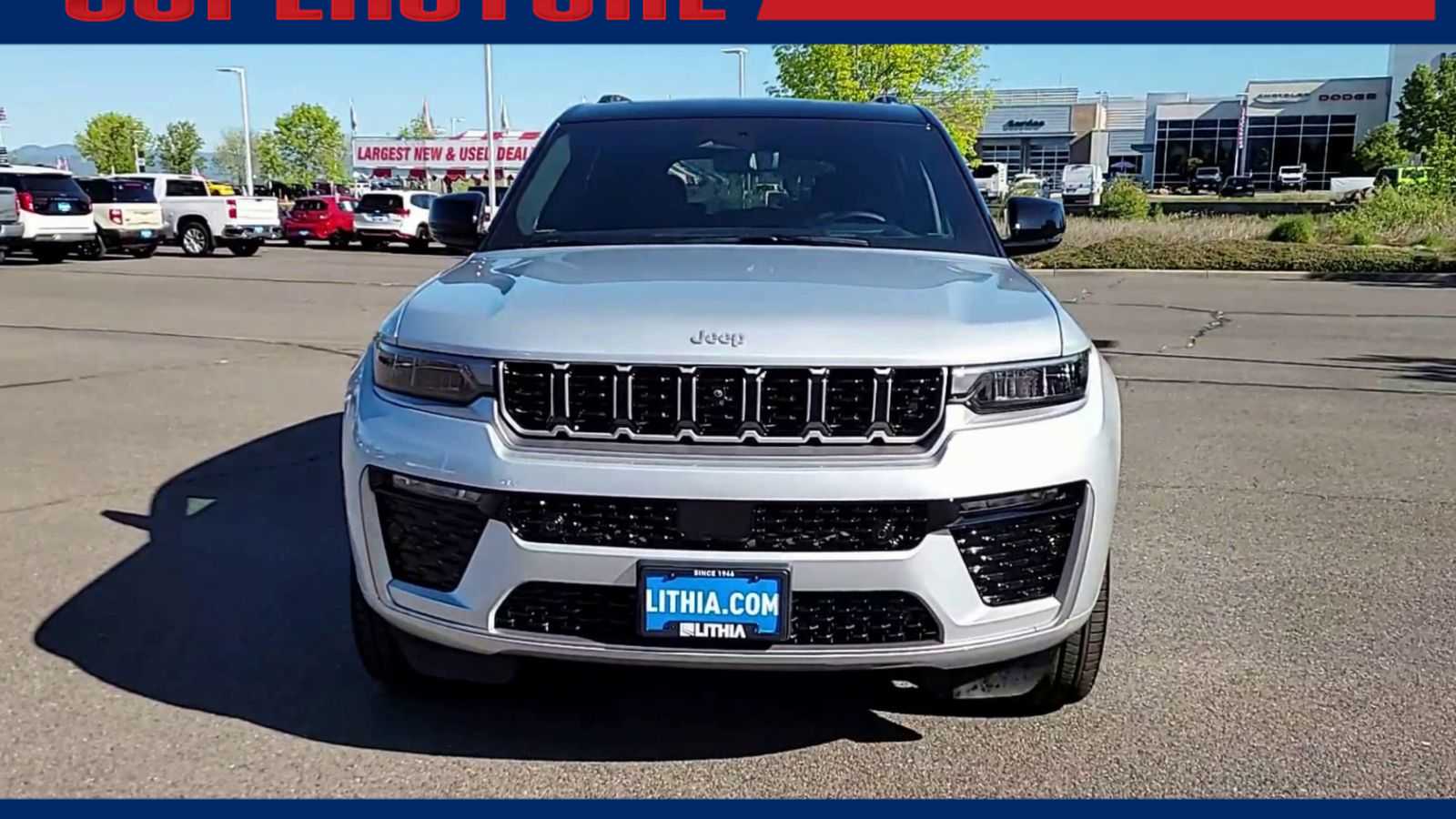 Thumbnail: 2026 Jeep Grand Cherokee - 3