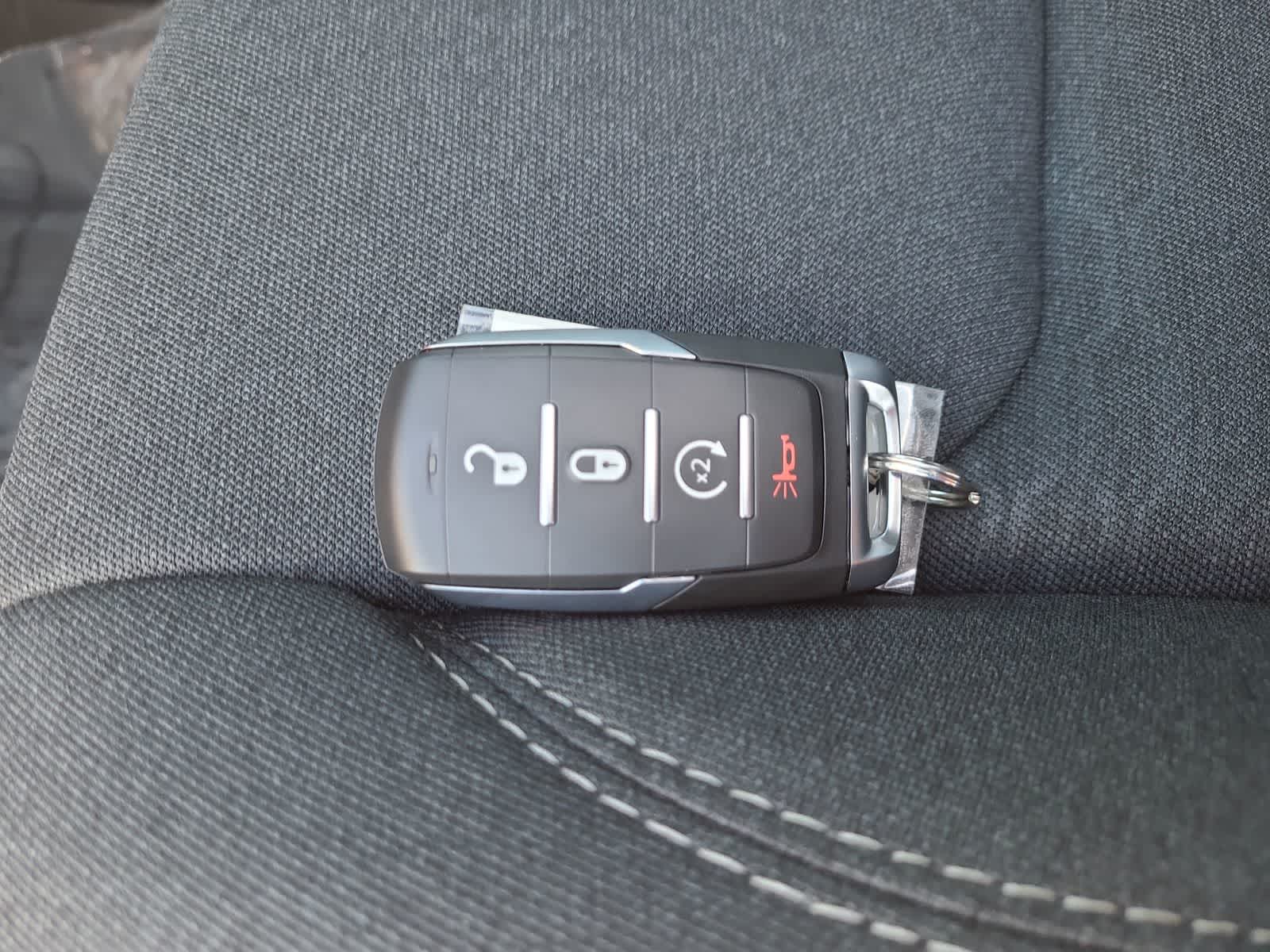 Thumbnail: 2026 RAM 1500 - 28