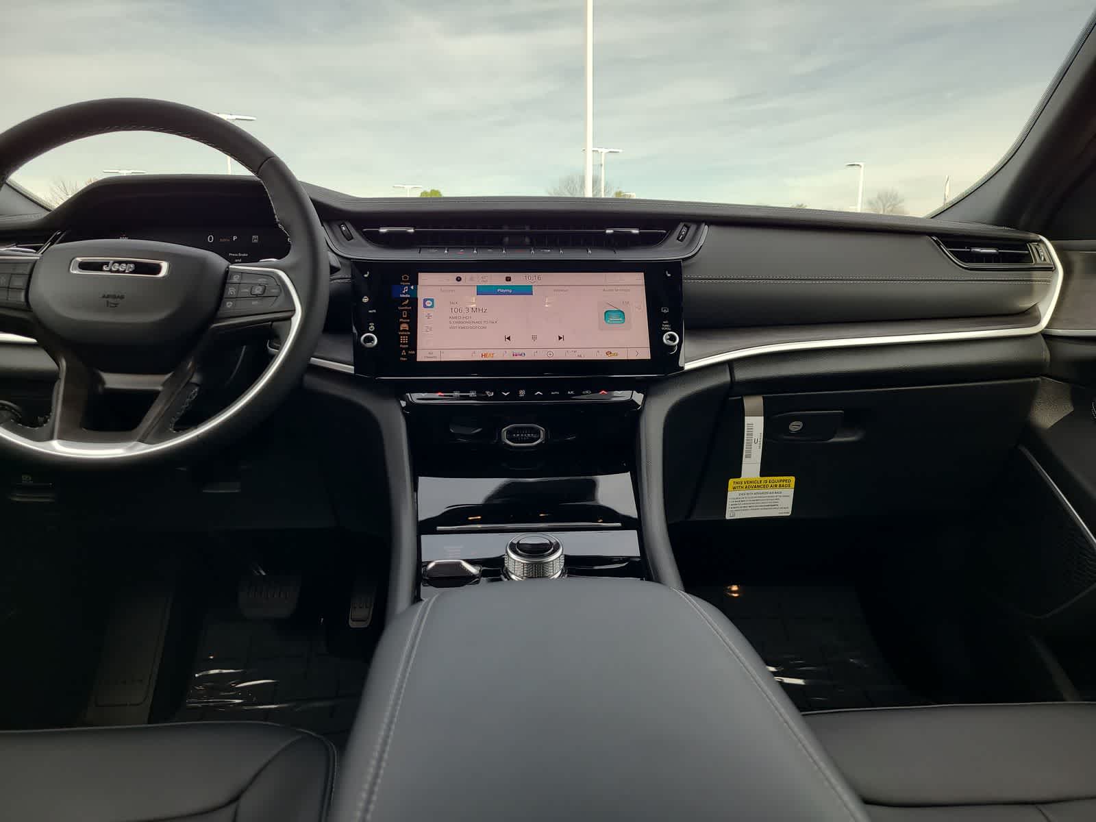 Thumbnail: 2026 Jeep Grand Cherokee - 18