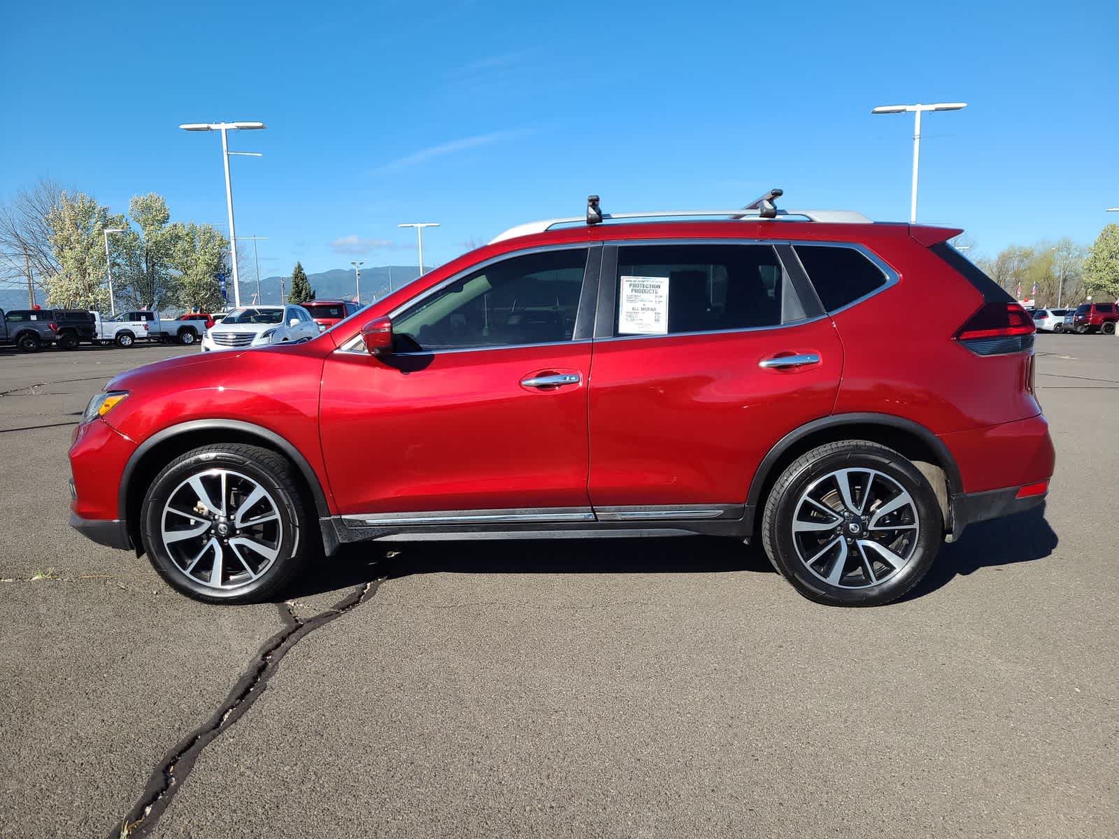 Thumbnail: 2020 Nissan Rogue - 11