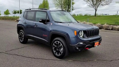 2023 Jeep® Renegade - Trailhawk 4x4 for Off Road Fun