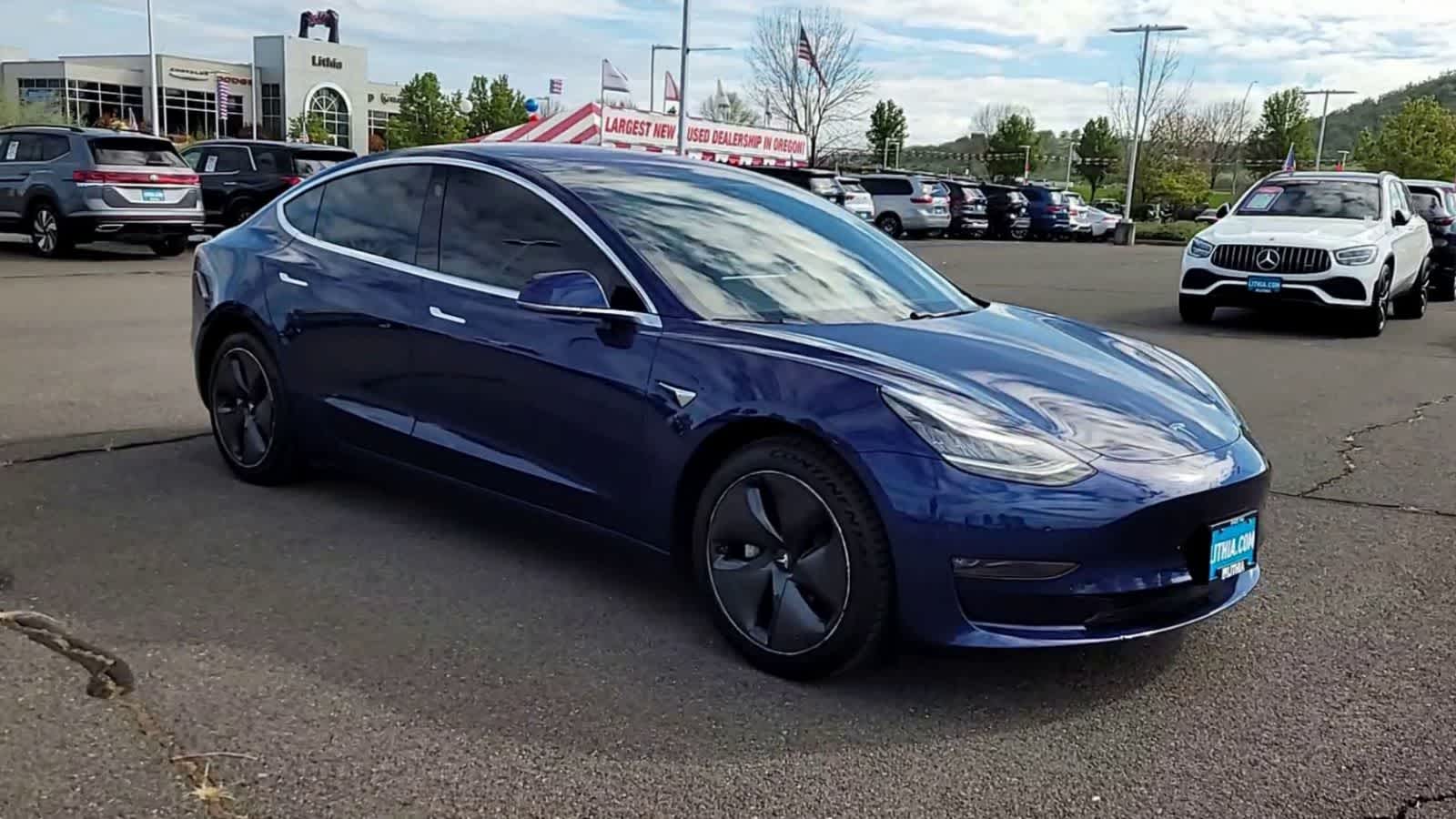 Thumbnail: 2018 Tesla Model 3 - 2