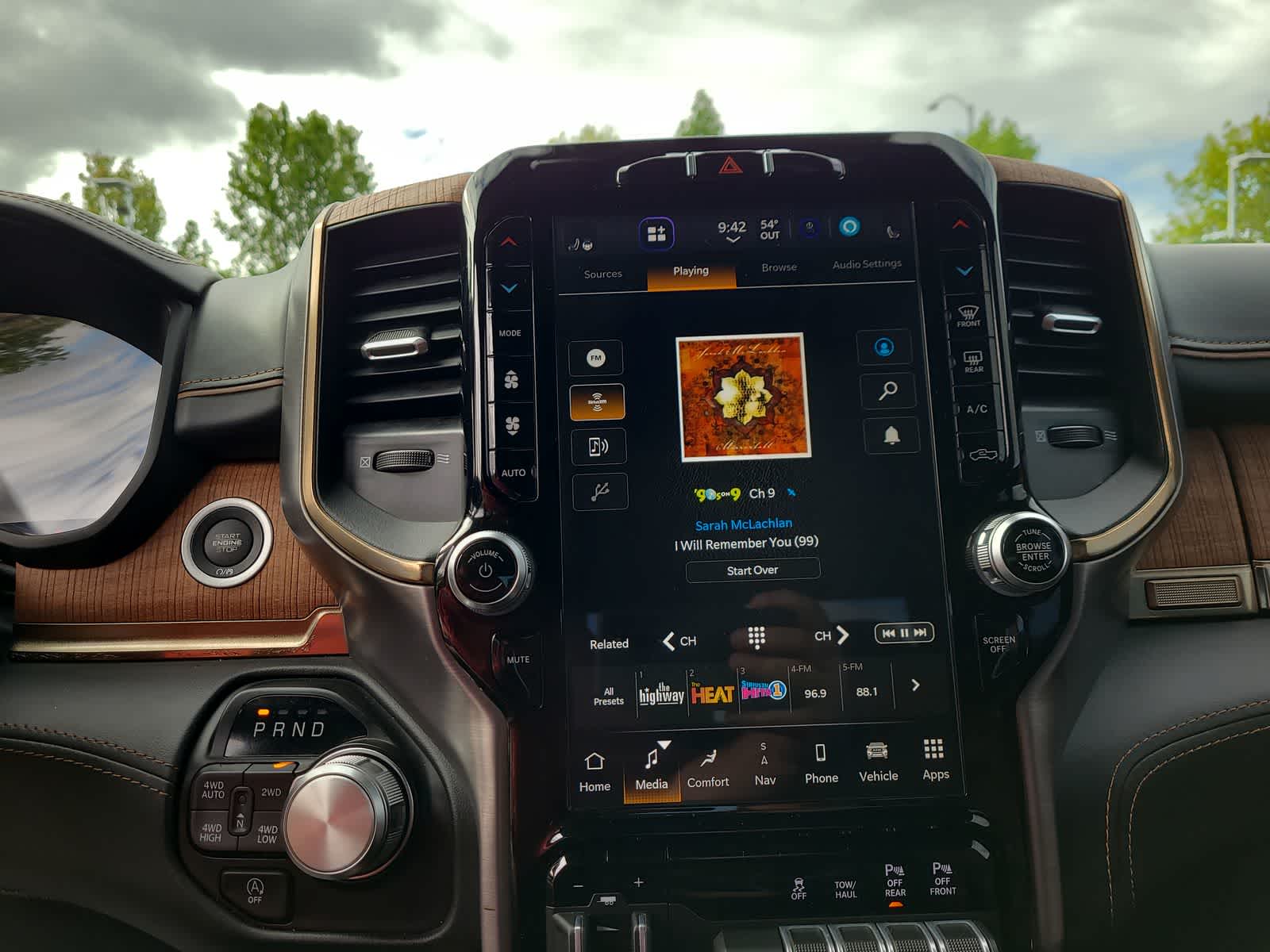 Thumbnail: 2023 RAM 1500 - 24