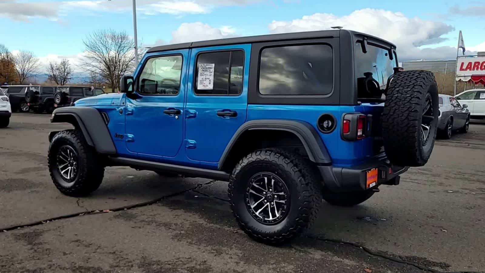 Thumbnail: 2026 Jeep Wrangler - 6