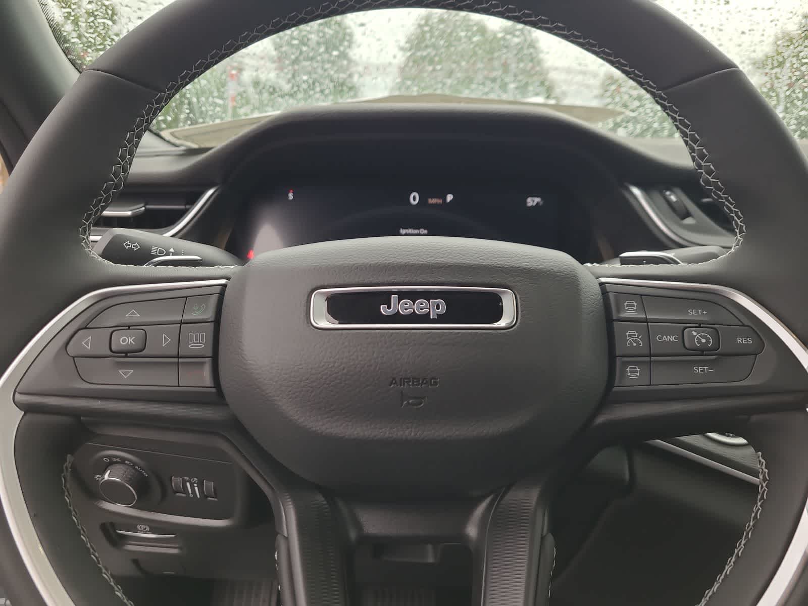 Thumbnail: 2025 Jeep Grand Cherokee - 23