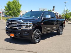 2025 Ram 3500 LIMITED CREW CAB 4X4 6'4 BOX Pickup Medford, OR