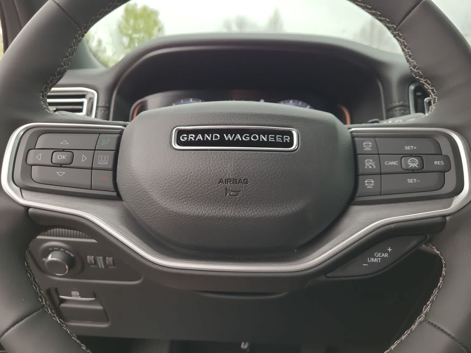 Thumbnail: 2026 Jeep Grand Wagoneer - 23