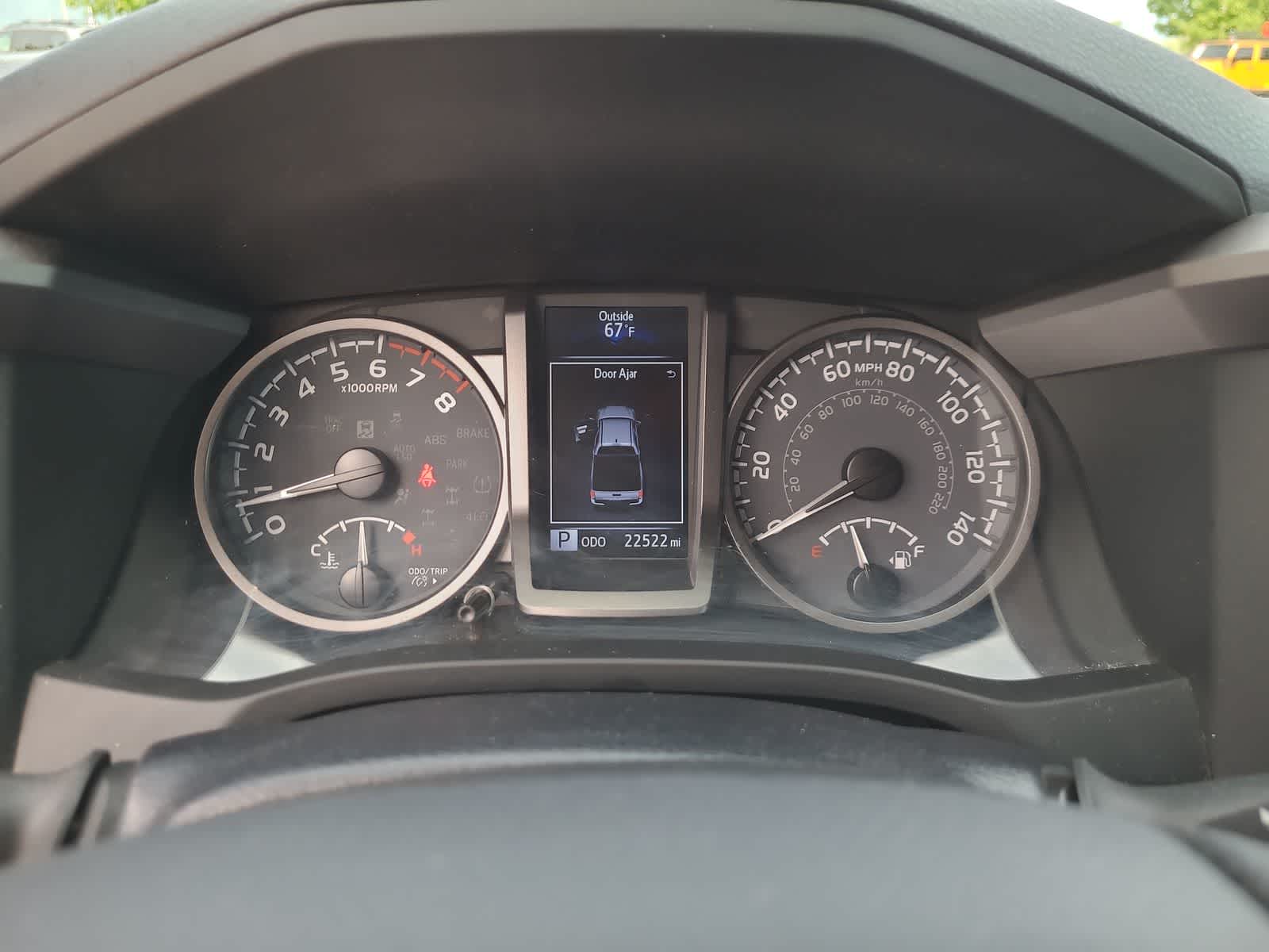2022 Toyota Tacoma TRD Off-Road 26