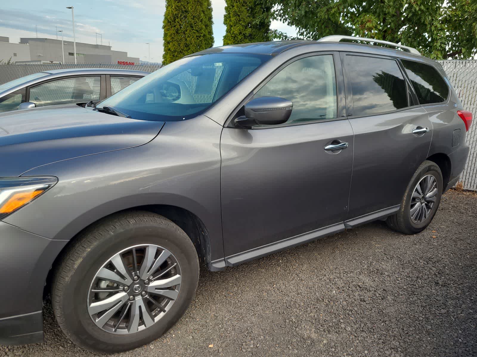 Thumbnail: 2018 Nissan Pathfinder - 2