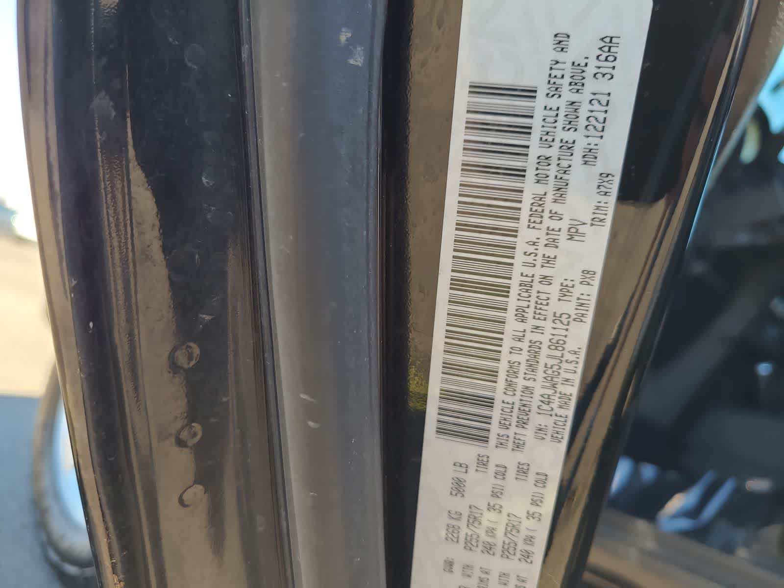 Thumbnail: 2018 Jeep Wrangler - 29