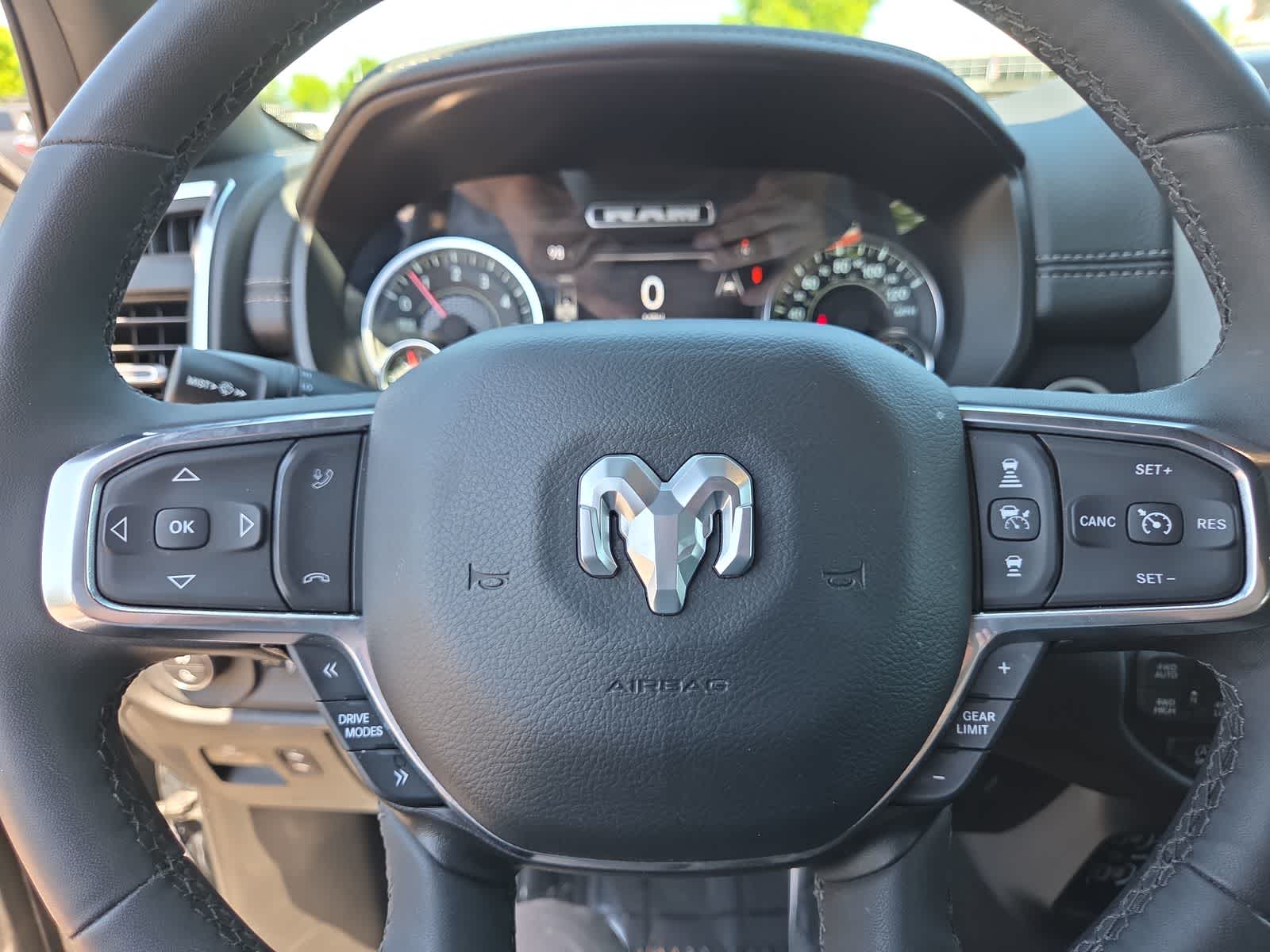 Thumbnail: 2025 RAM 1500 - 23