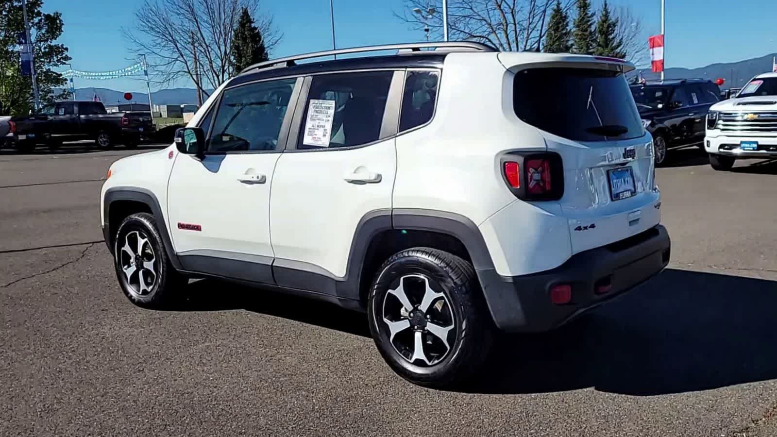 Thumbnail: 2022 Jeep Renegade - 6