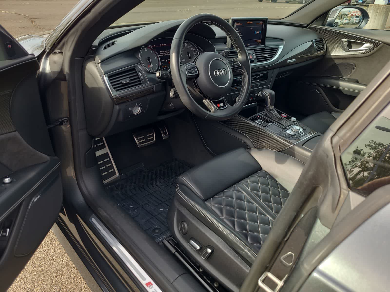 Thumbnail: 2017 Audi S7 - 10