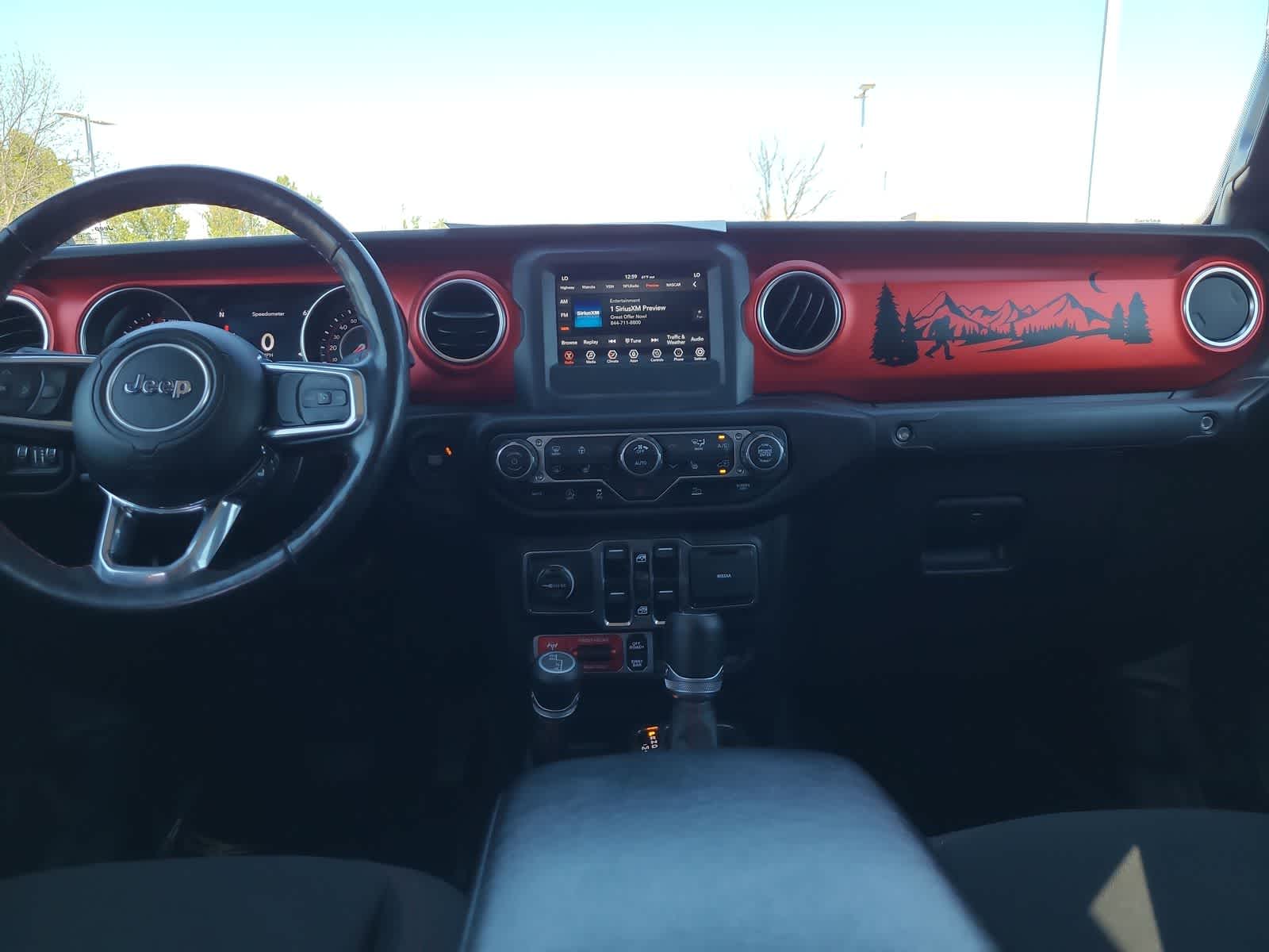 Thumbnail: 2021 Jeep Gladiator - 18