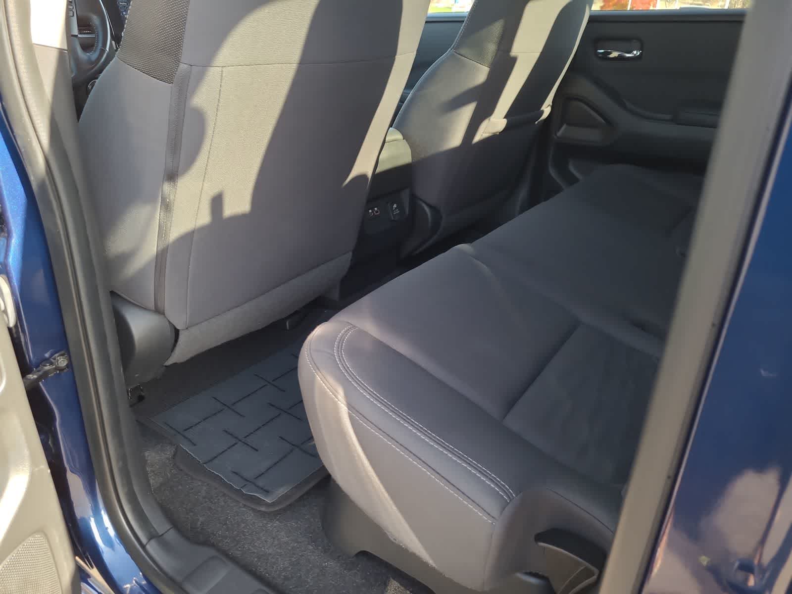 Thumbnail: 2023 Nissan Frontier - 20