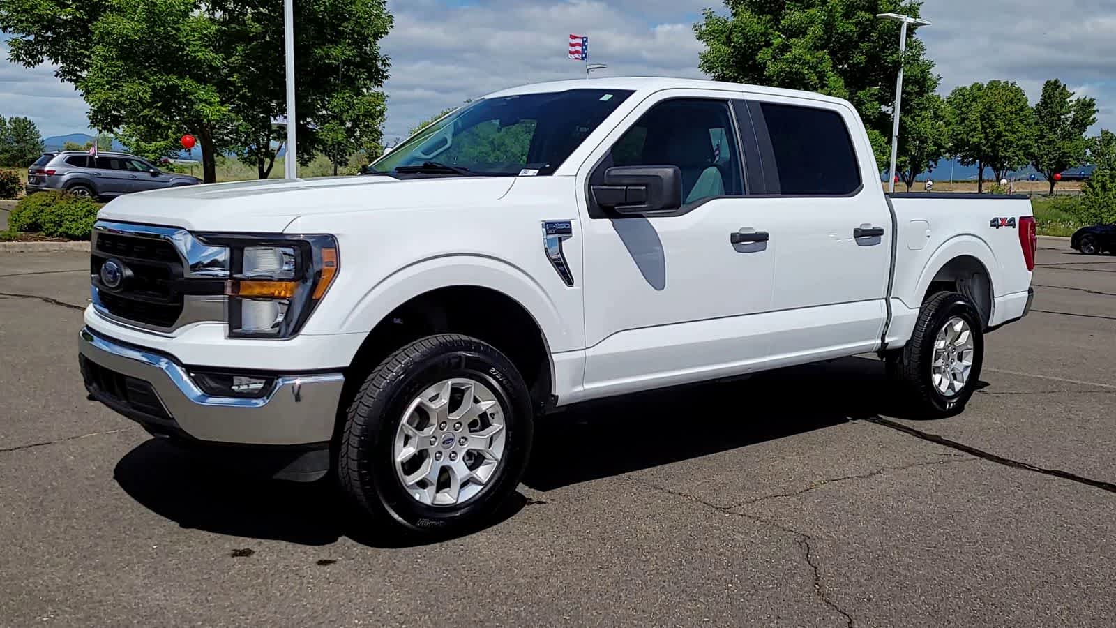 2023 Ford F-150 XLT 4