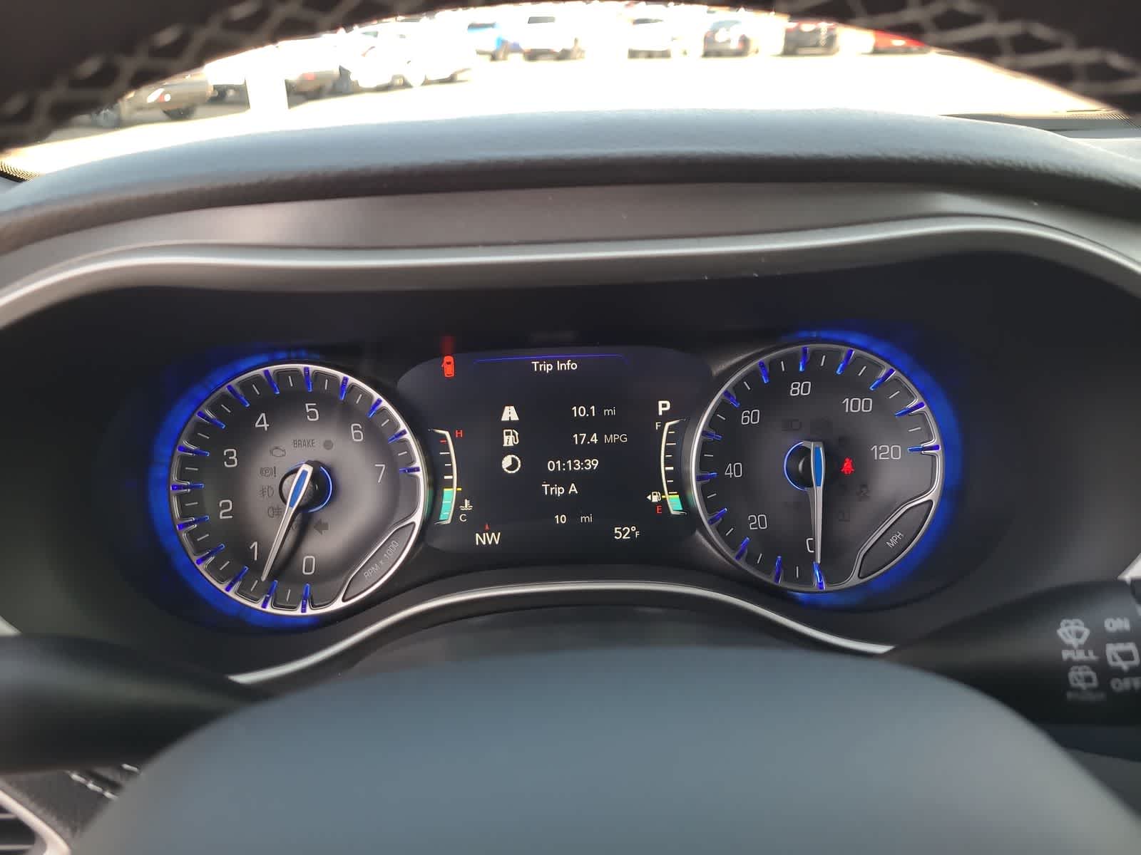 Thumbnail: 2026 Chrysler Pacifica - 26