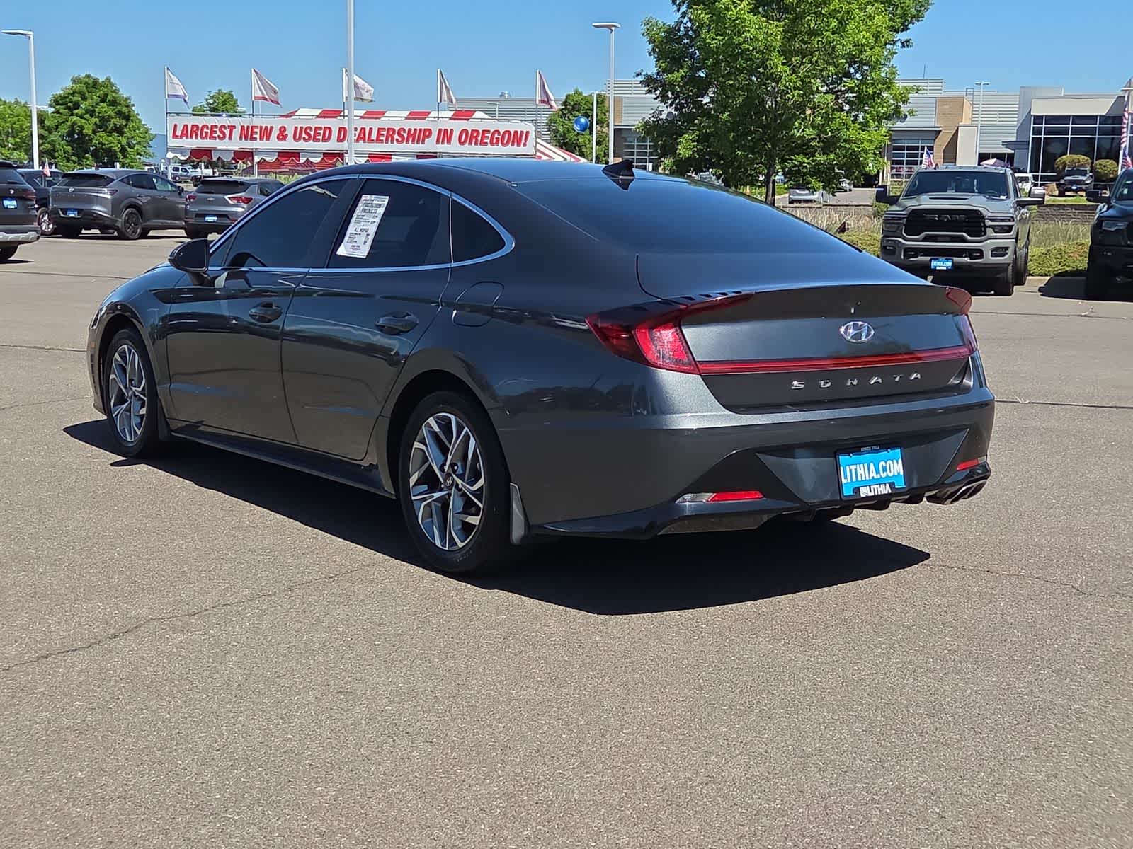 Thumbnail: 2023 Hyundai Sonata - 11